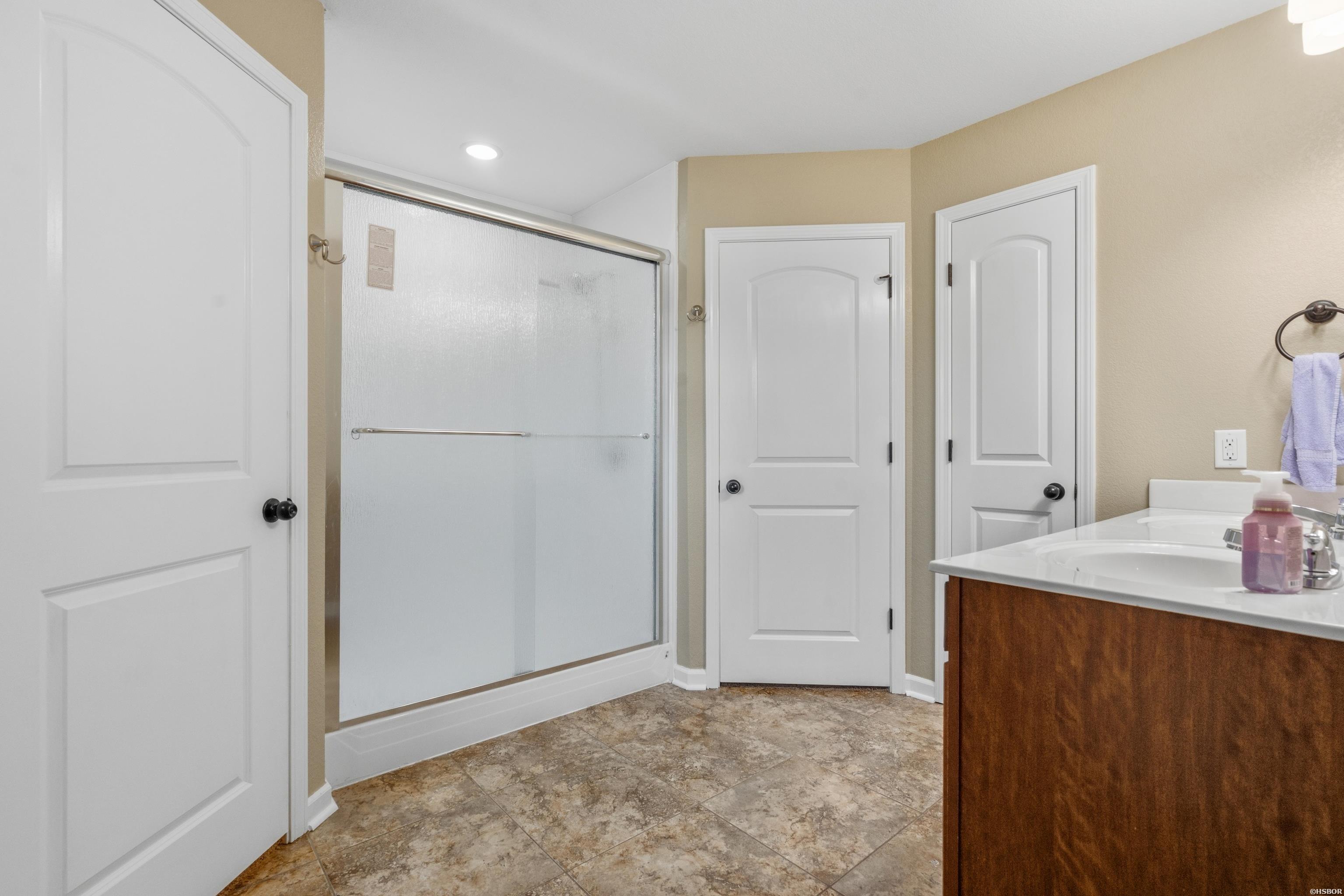 120 Hillshire Loop Property Photo 16