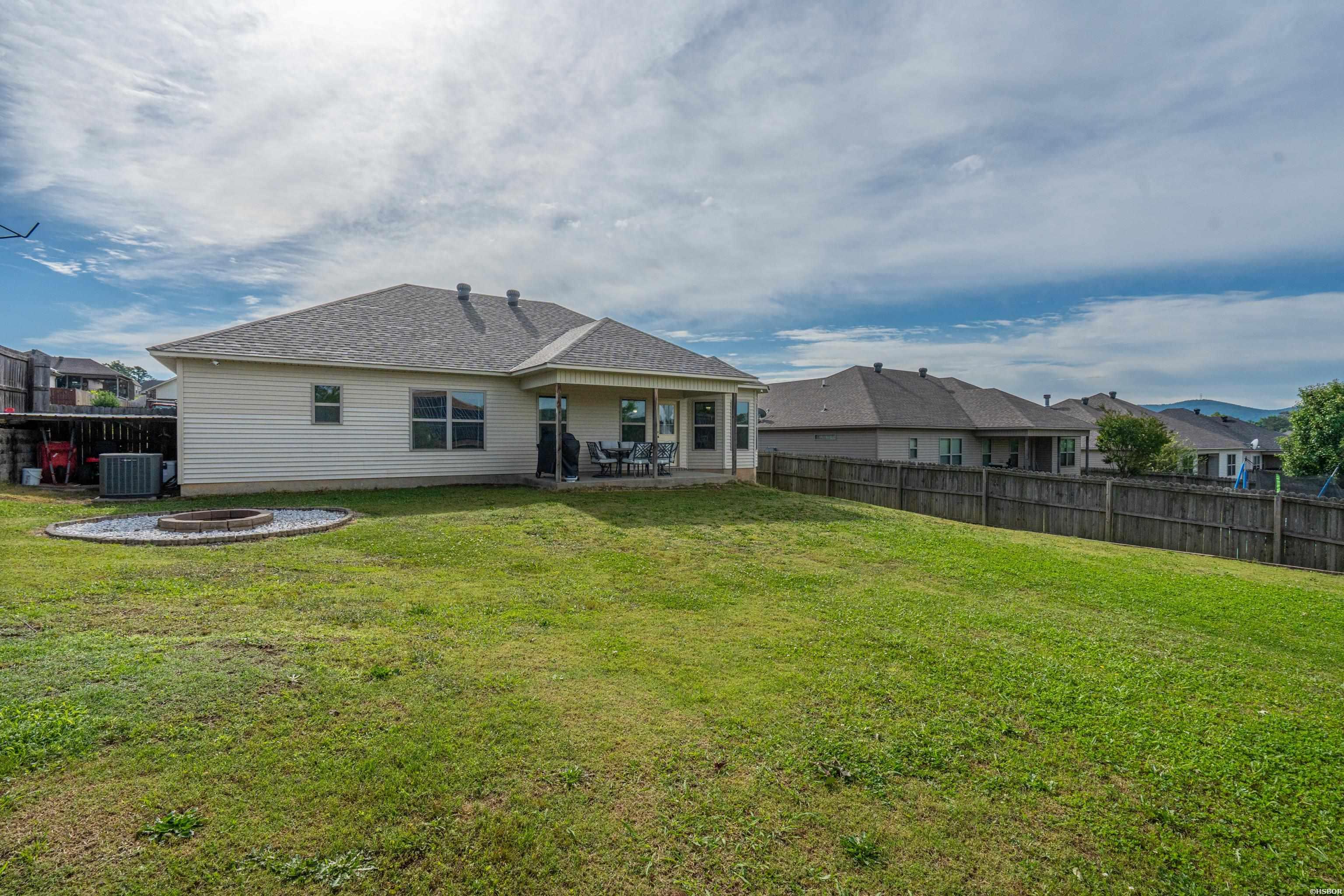120 Hillshire Loop Property Photo 31