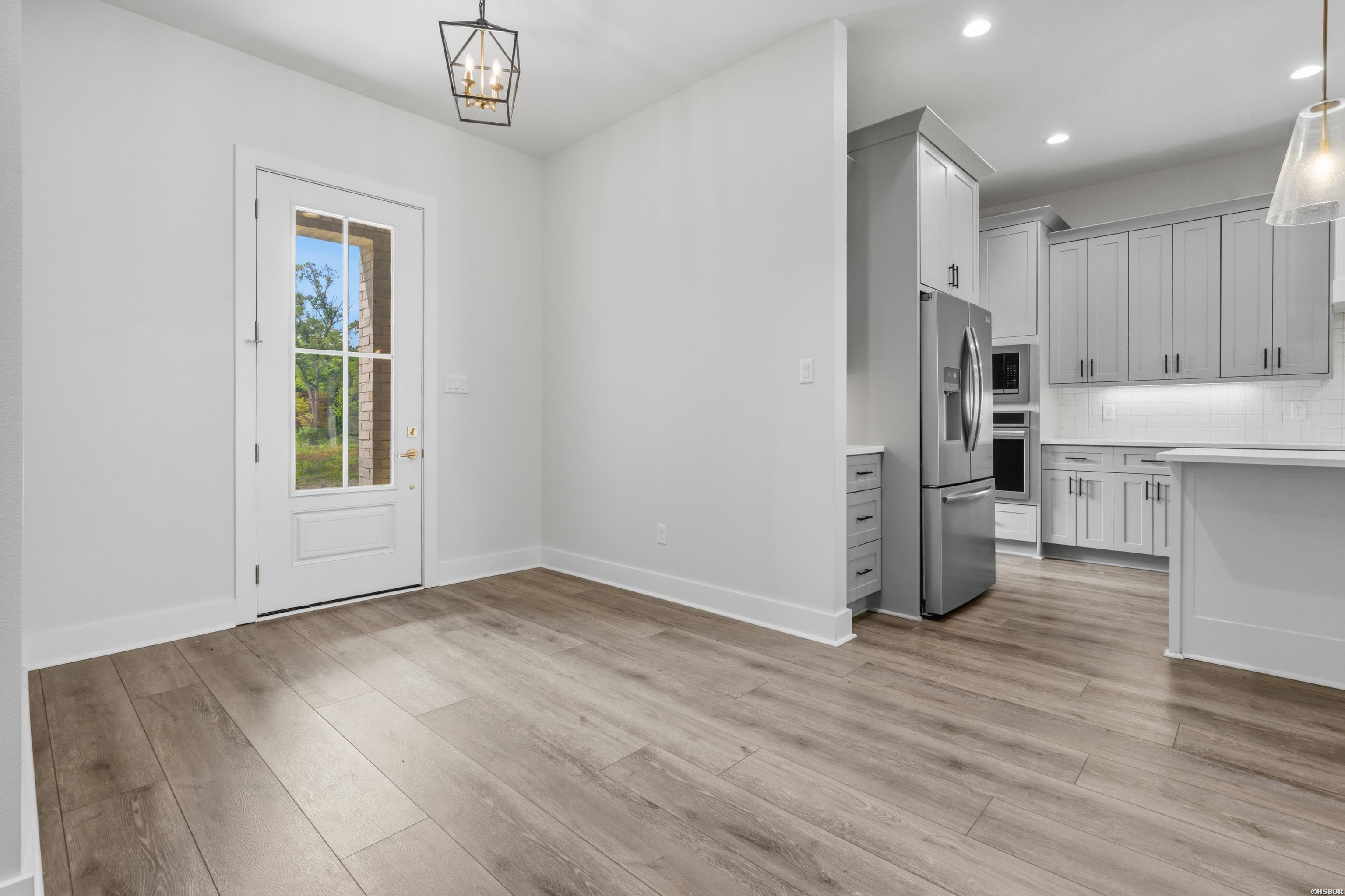 130 Shepherd Loop Drive Property Photo 3