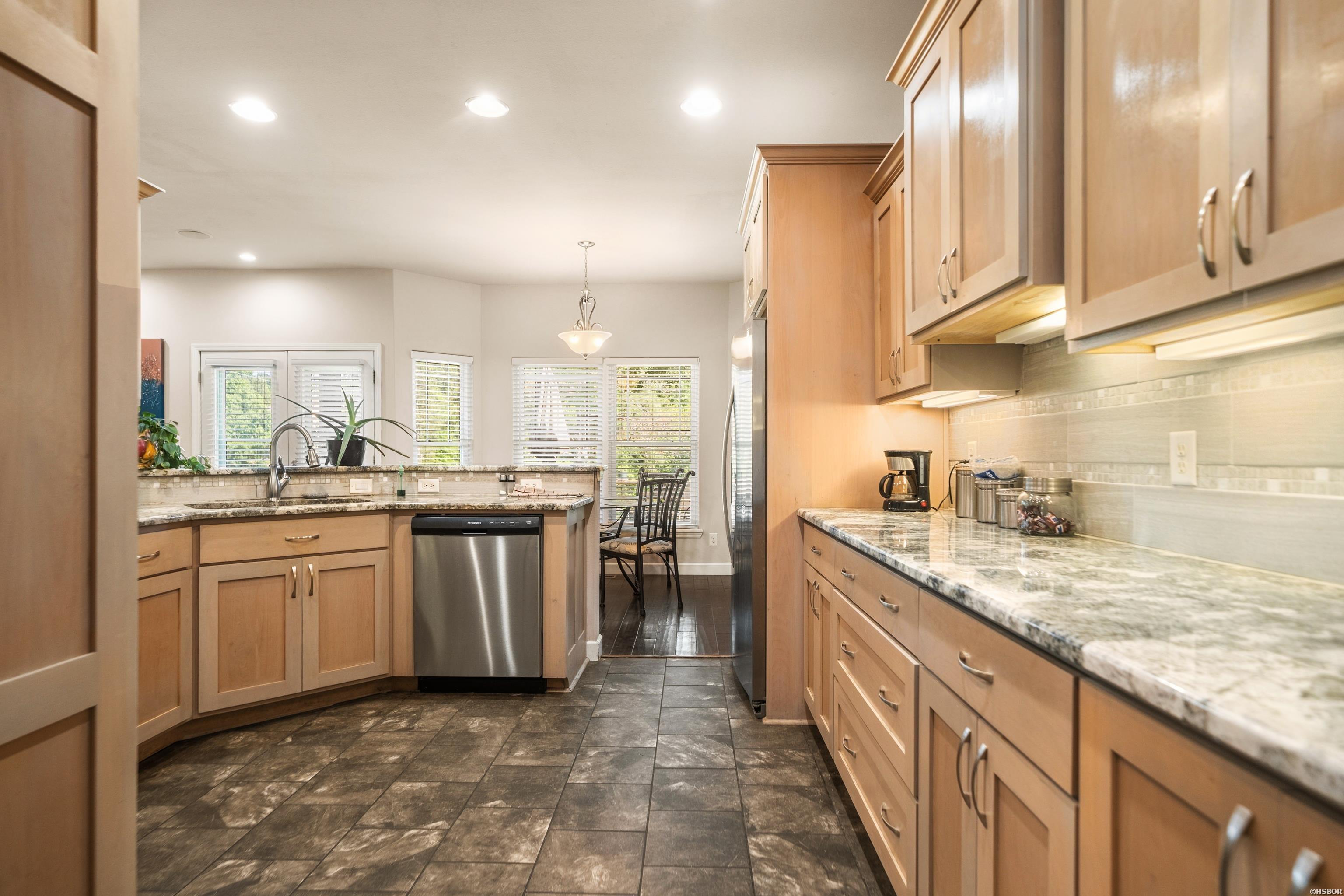 415 Kirschwood Property Photo 17