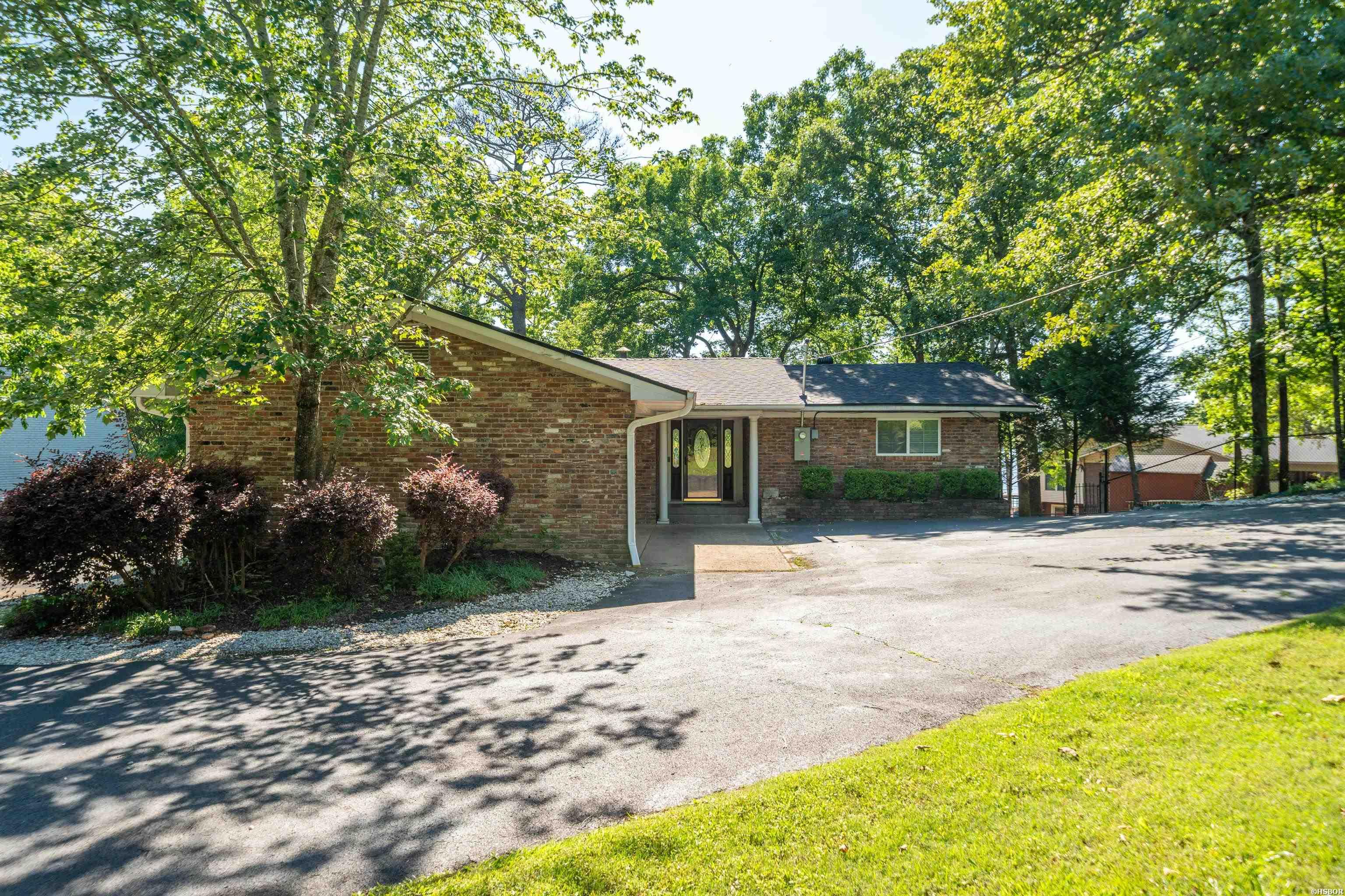 115 Westport Point Property Photo 4