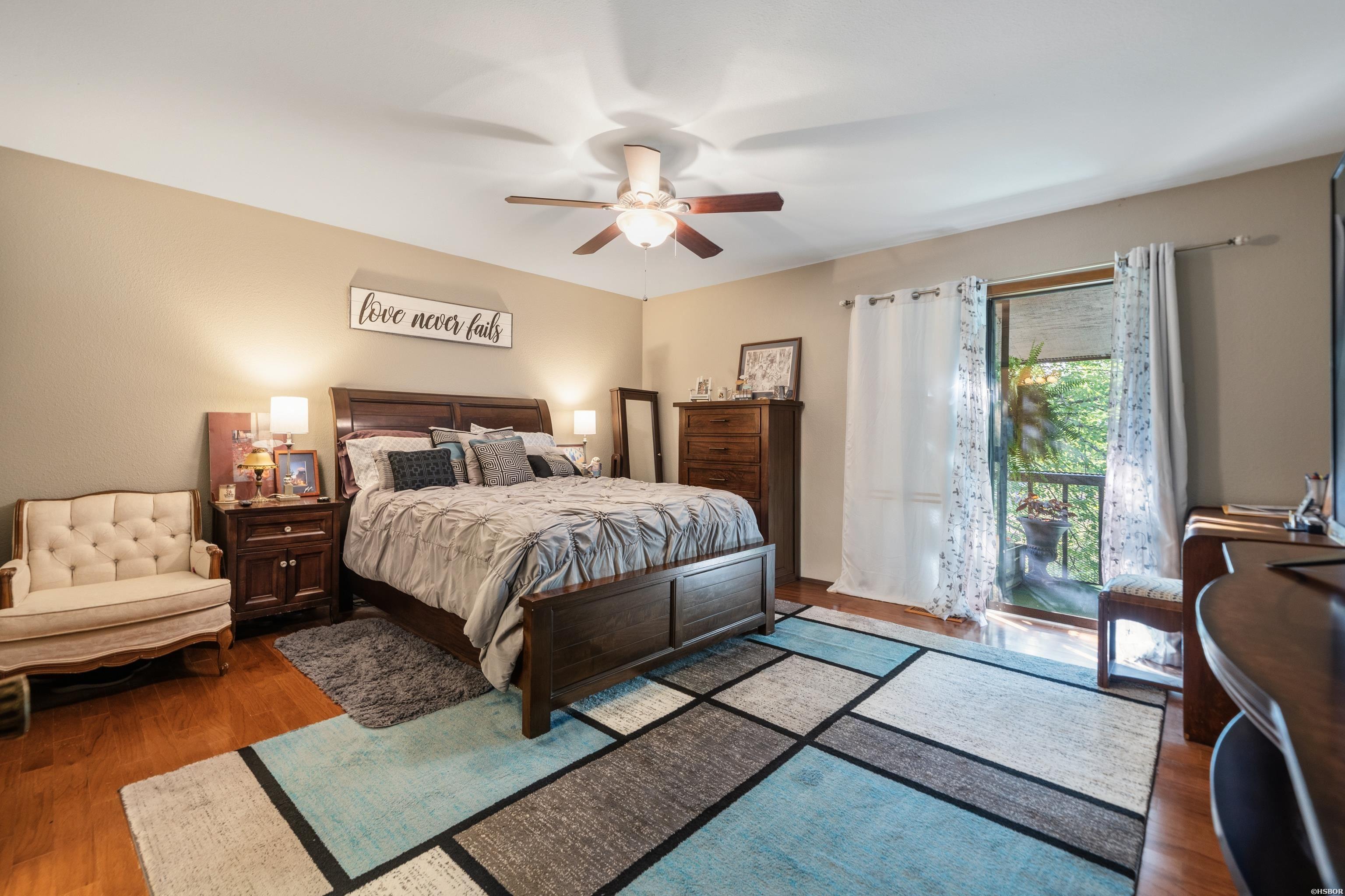 2311 Lakeshore Drive Property Photo 19