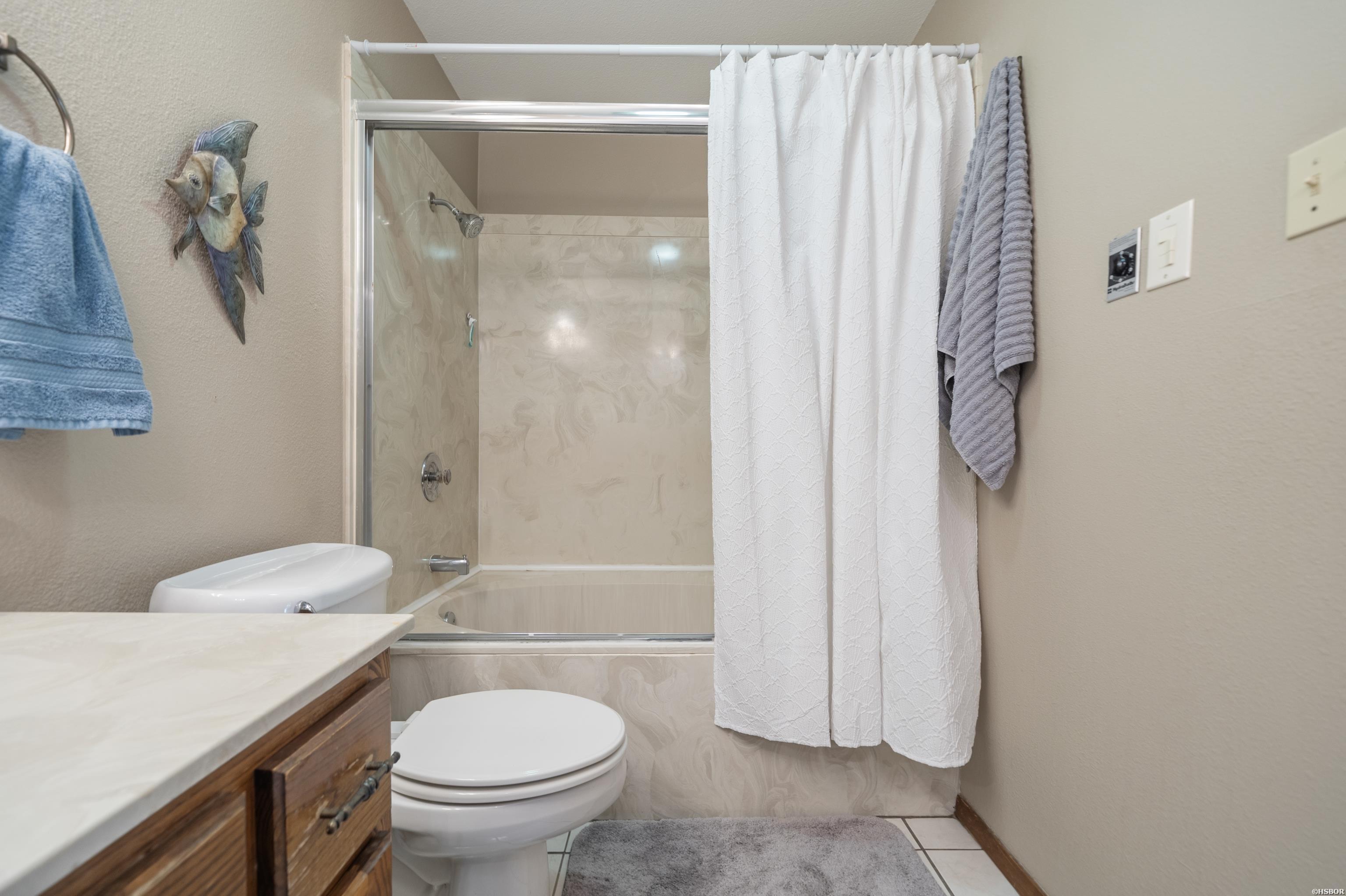 2311 Lakeshore Drive Property Photo 24