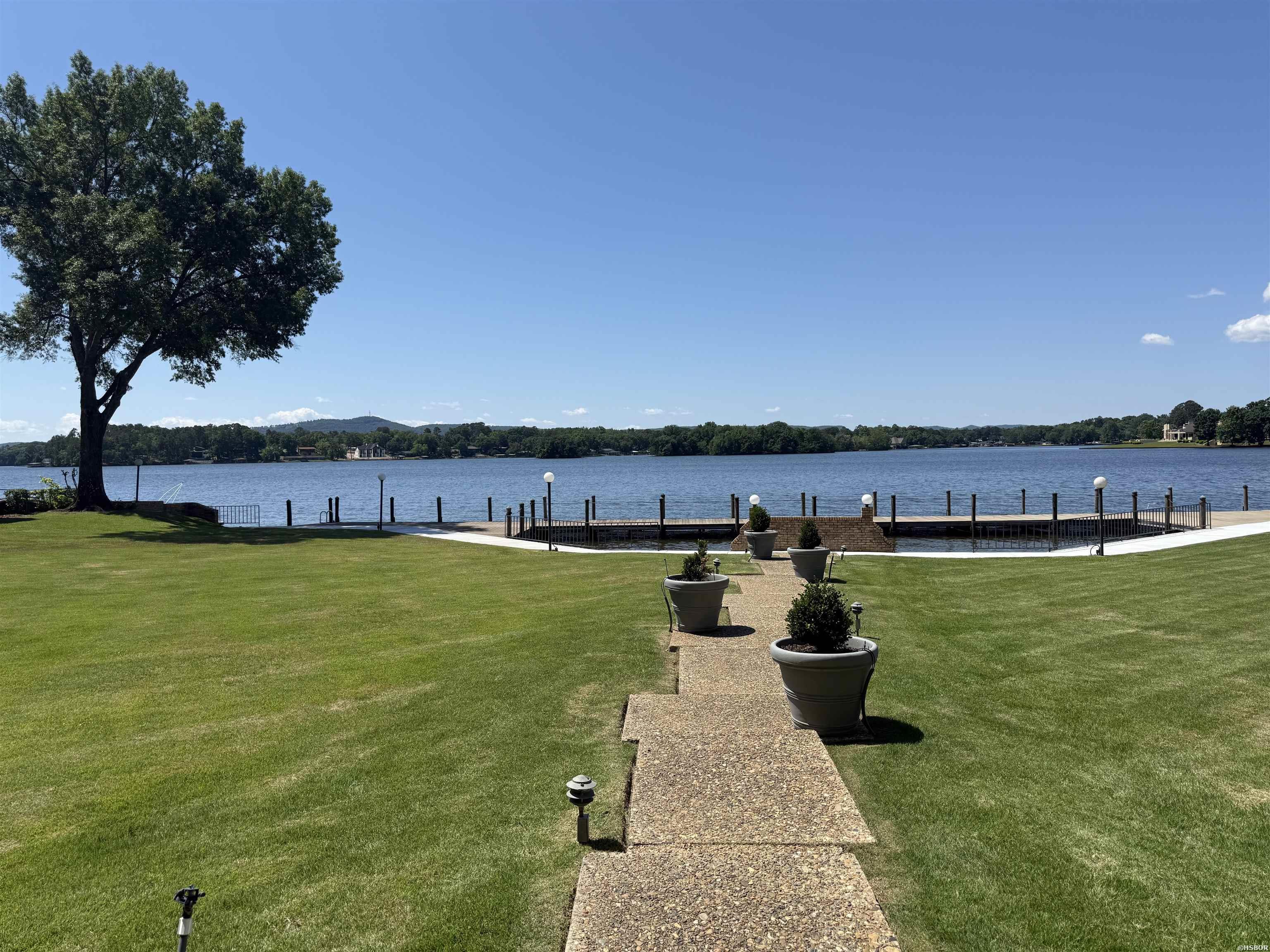 1201 LAKESHORE Property Photo 1