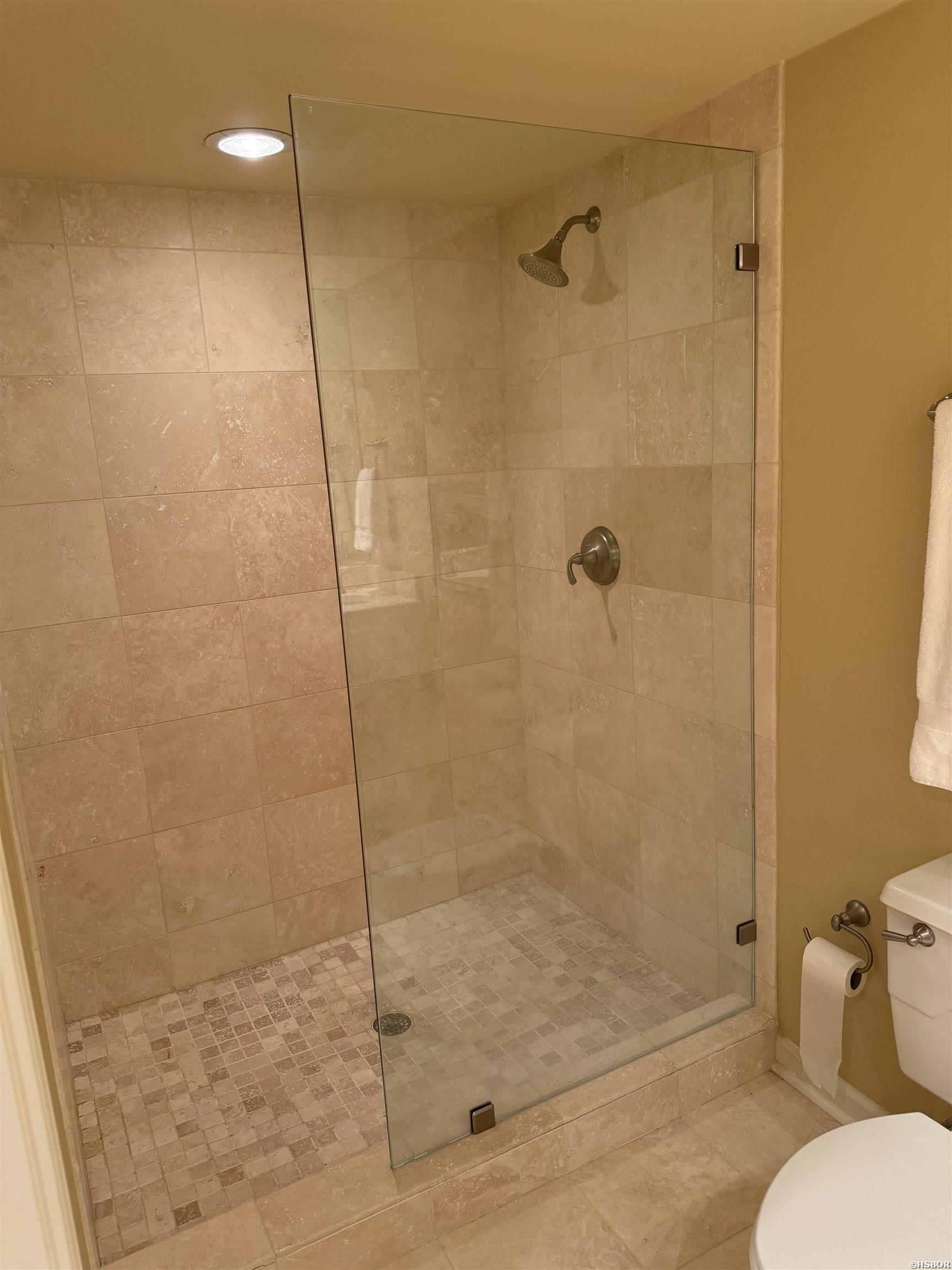 1201 Lakeshore Property Photo 16