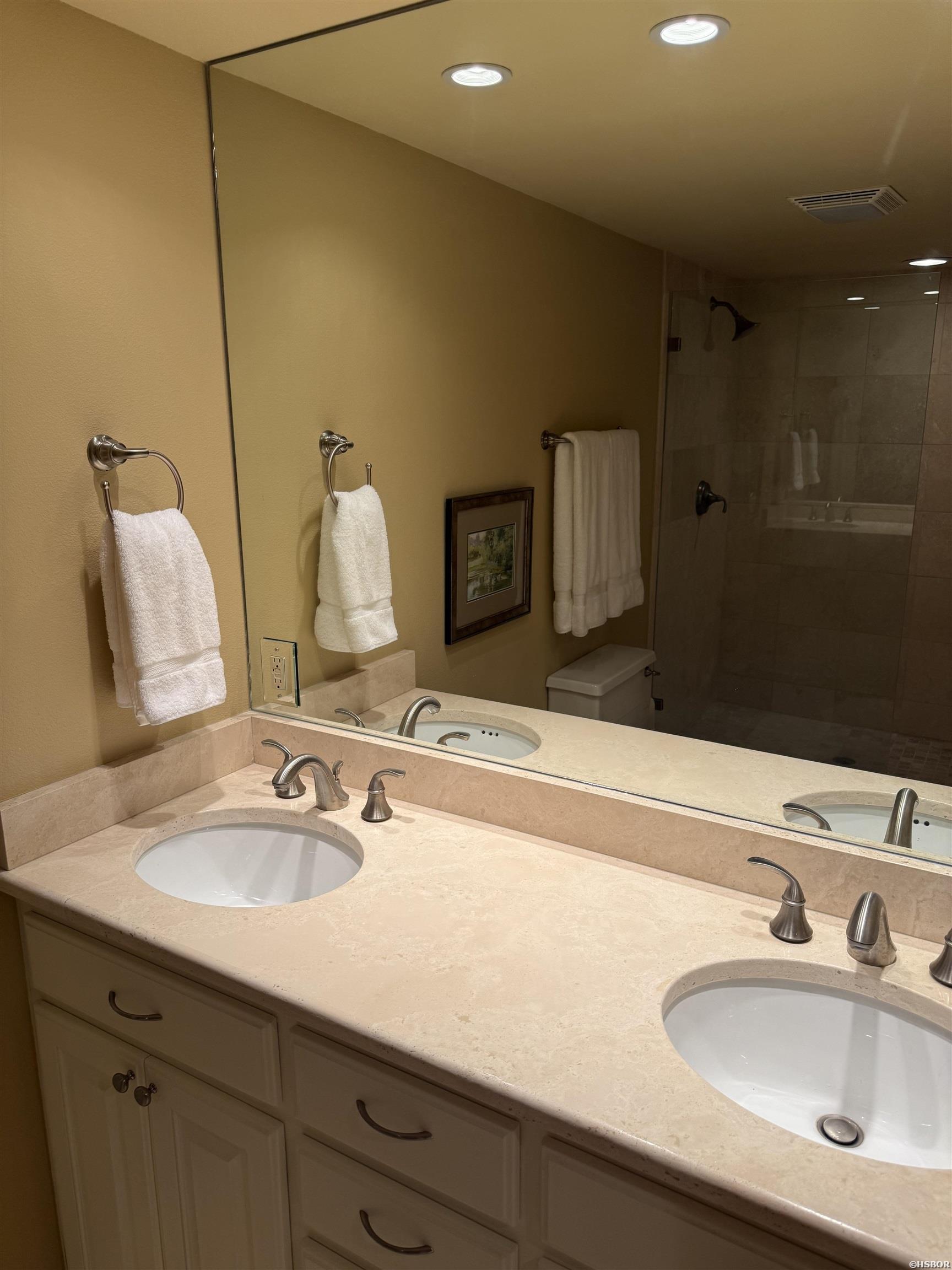 1201 Lakeshore Property Photo 17