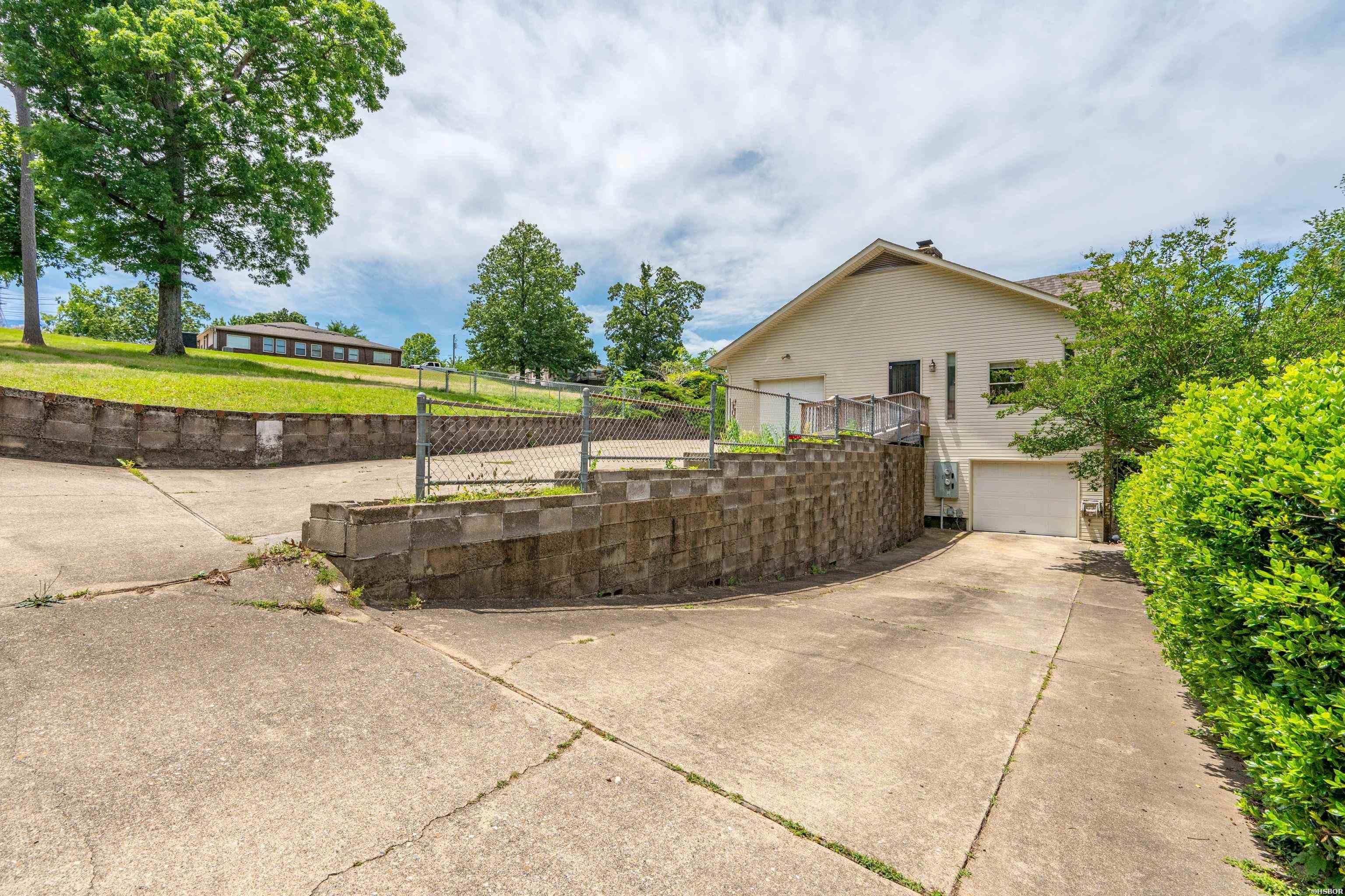122 Havelock Drive Property Photo 3