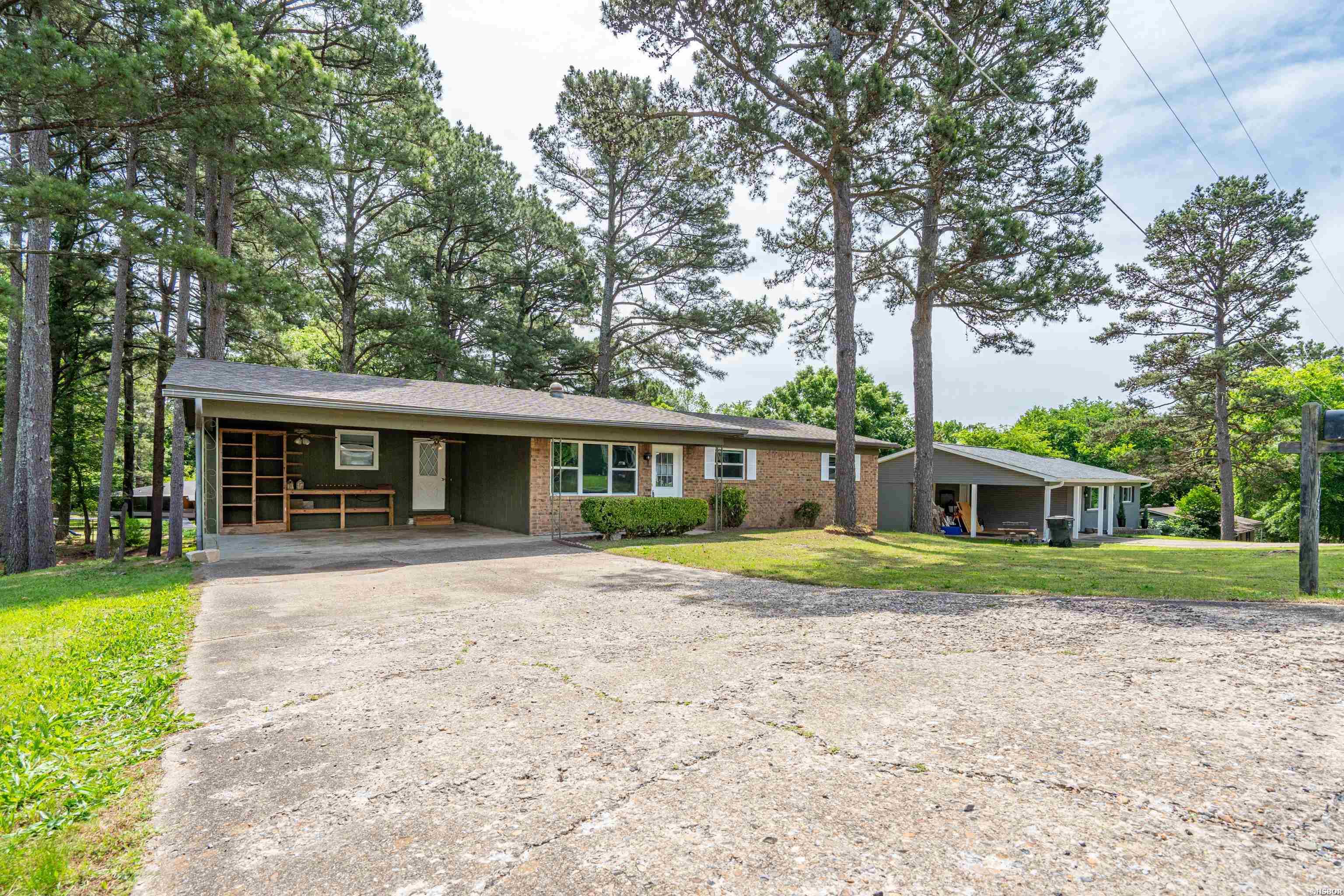 325 Cain Property Photo 1