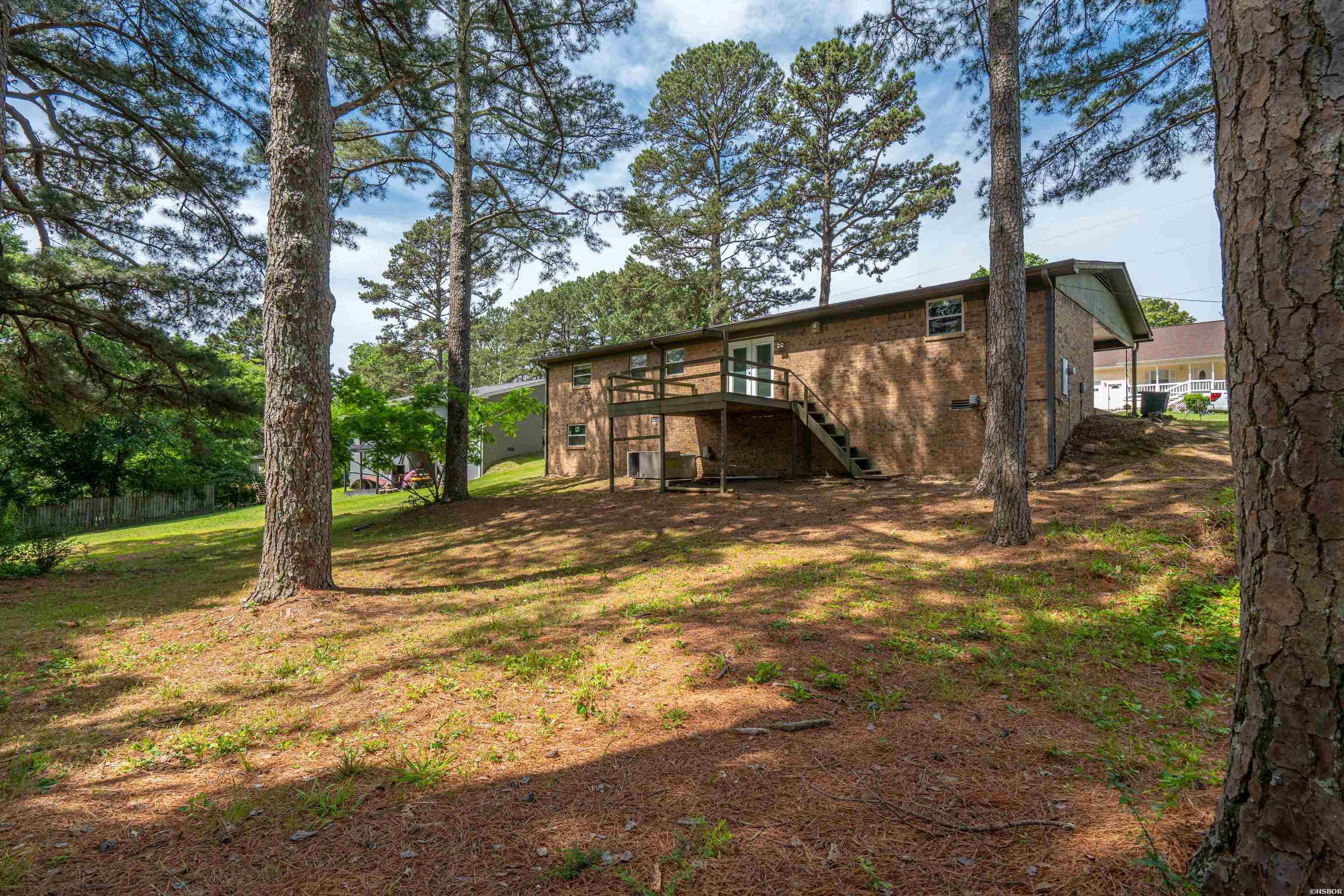 325 Cain Property Photo 34