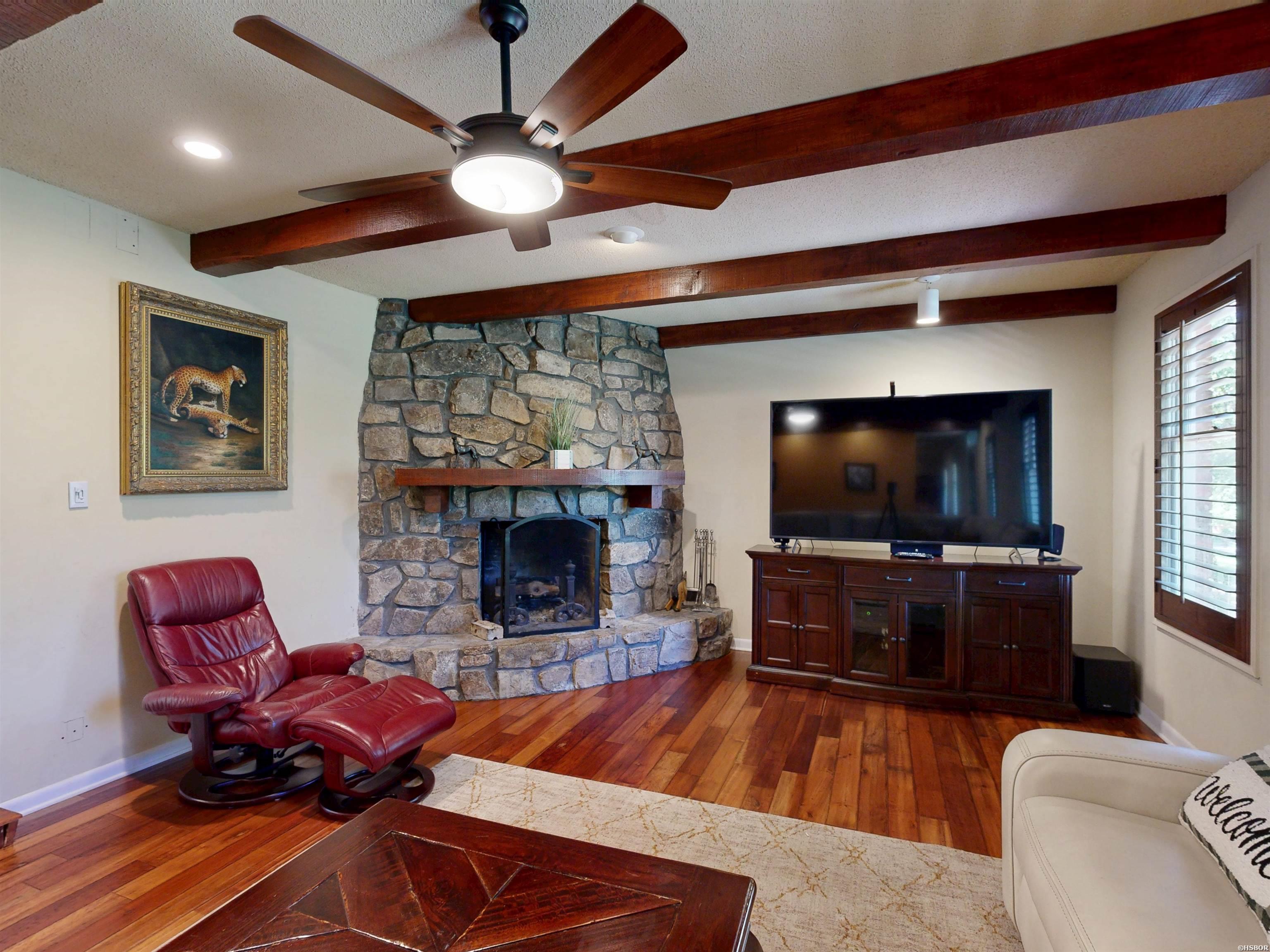 112 Leigh Circle Property Photo 12