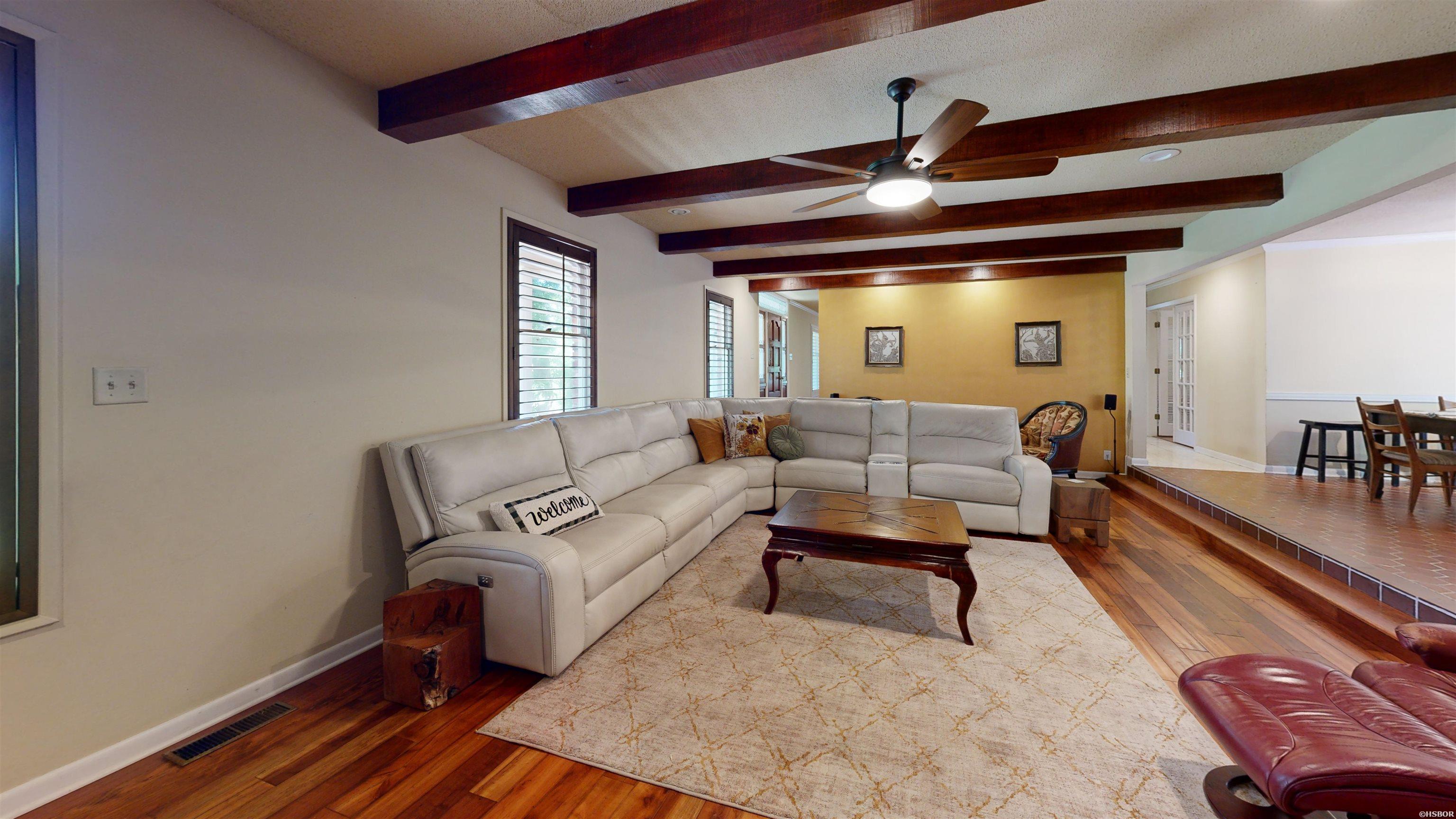 112 Leigh Circle Property Photo 15