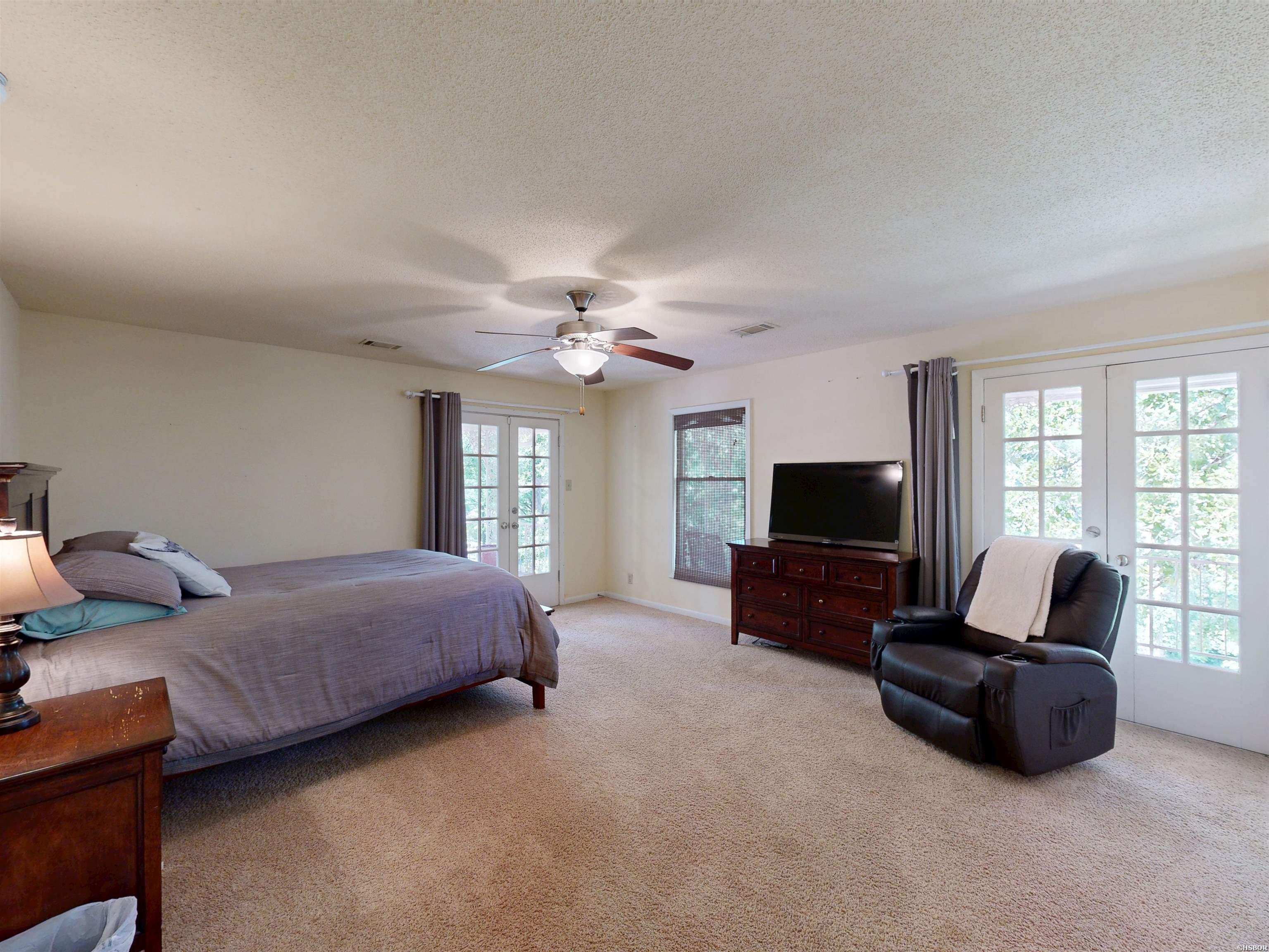 112 Leigh Circle Property Photo 22