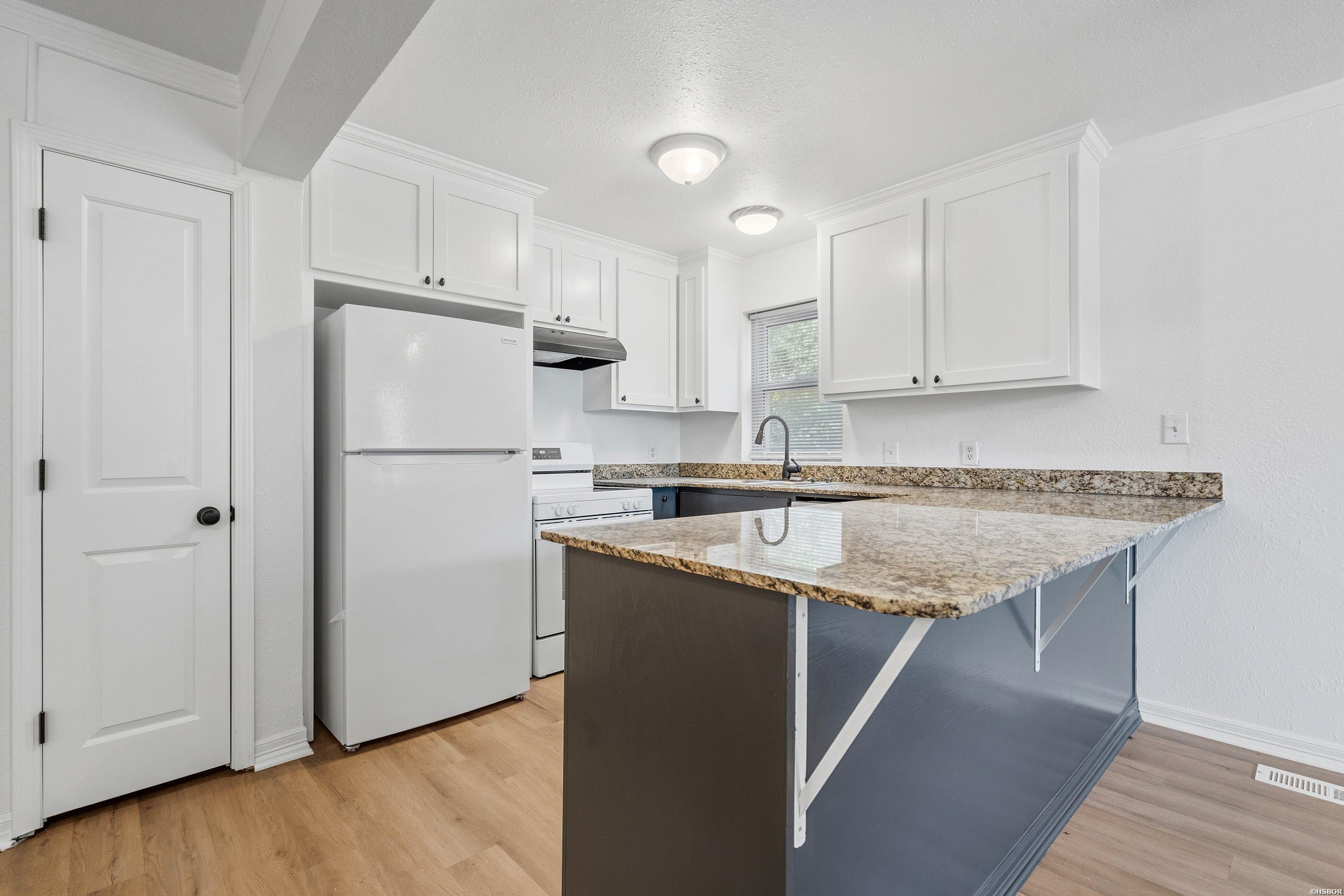 173 A & B Hershell Road Property Photo 8