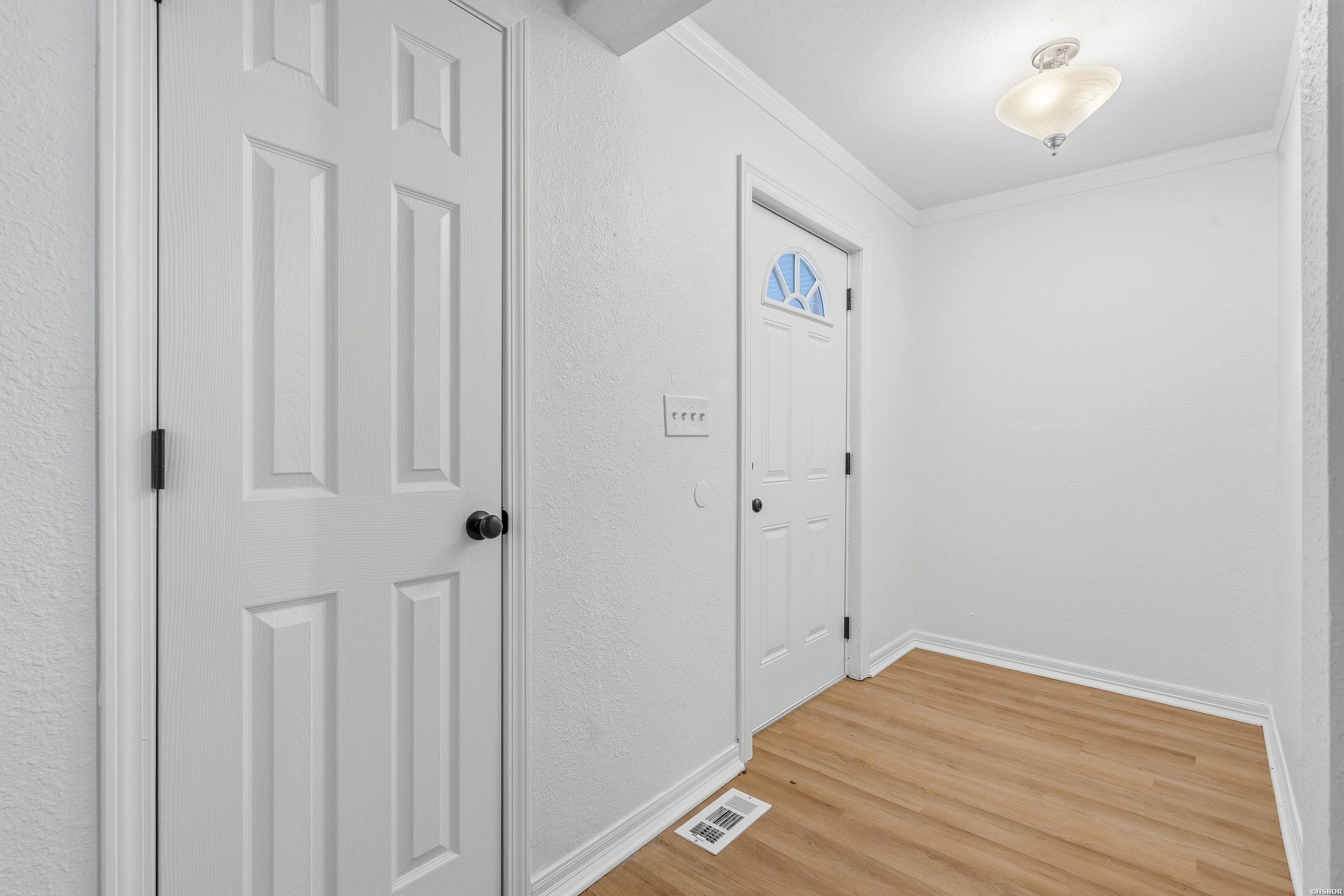 173 A & B Hershell Road Property Photo 11