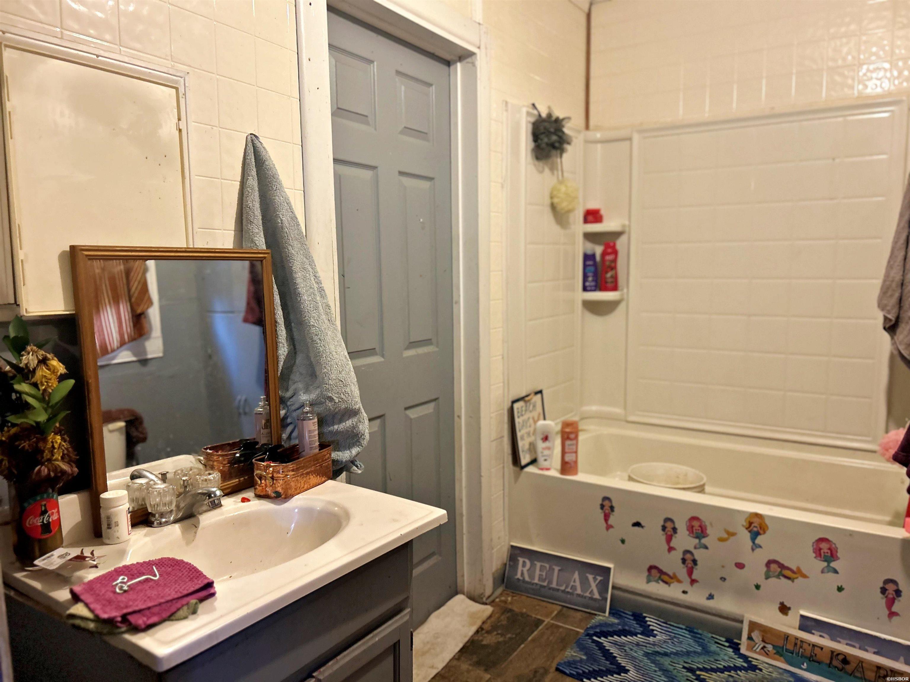 390 Curtis Road Property Photo 5