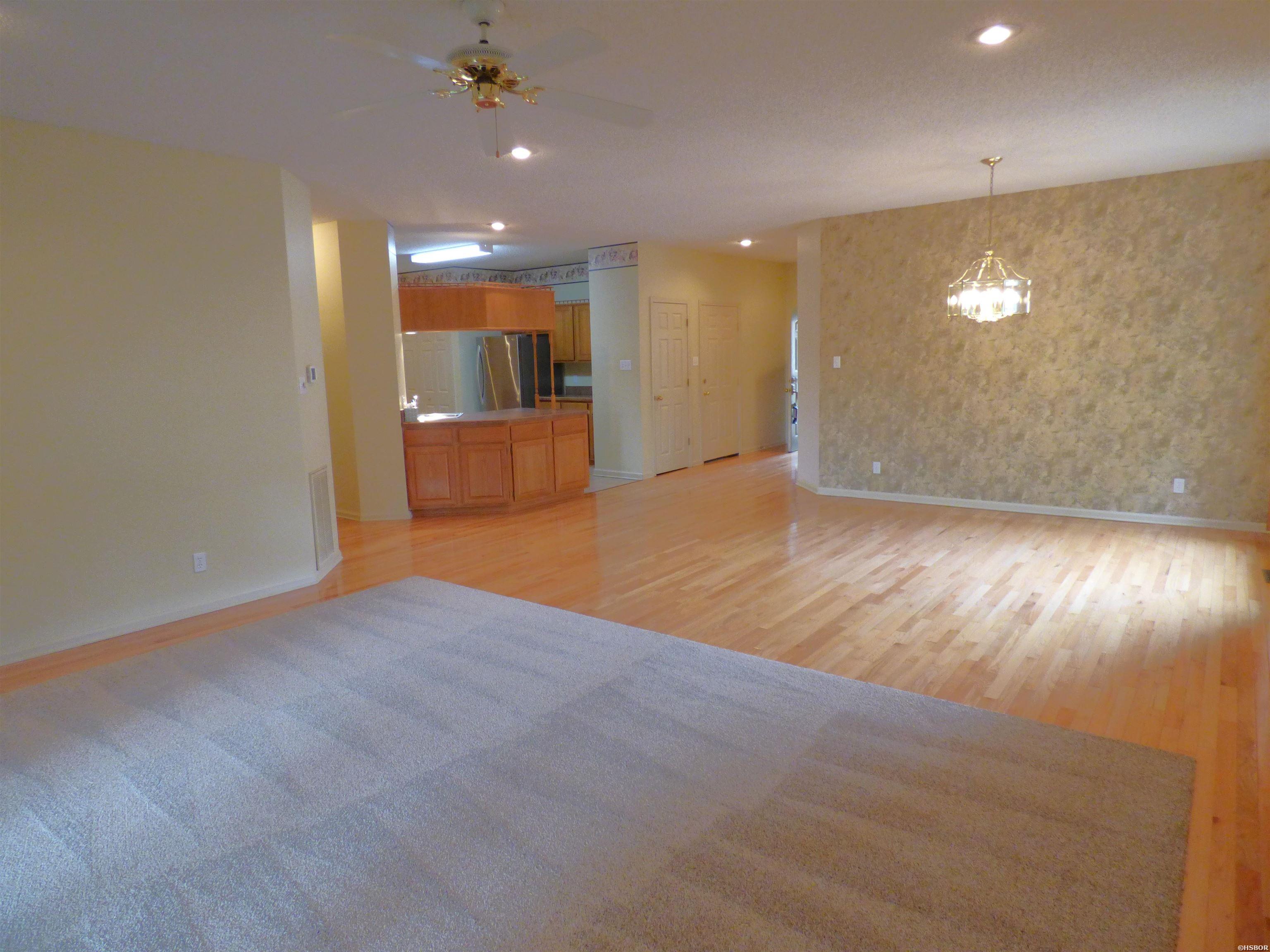 103 Creekview Terrace Property Photo 10