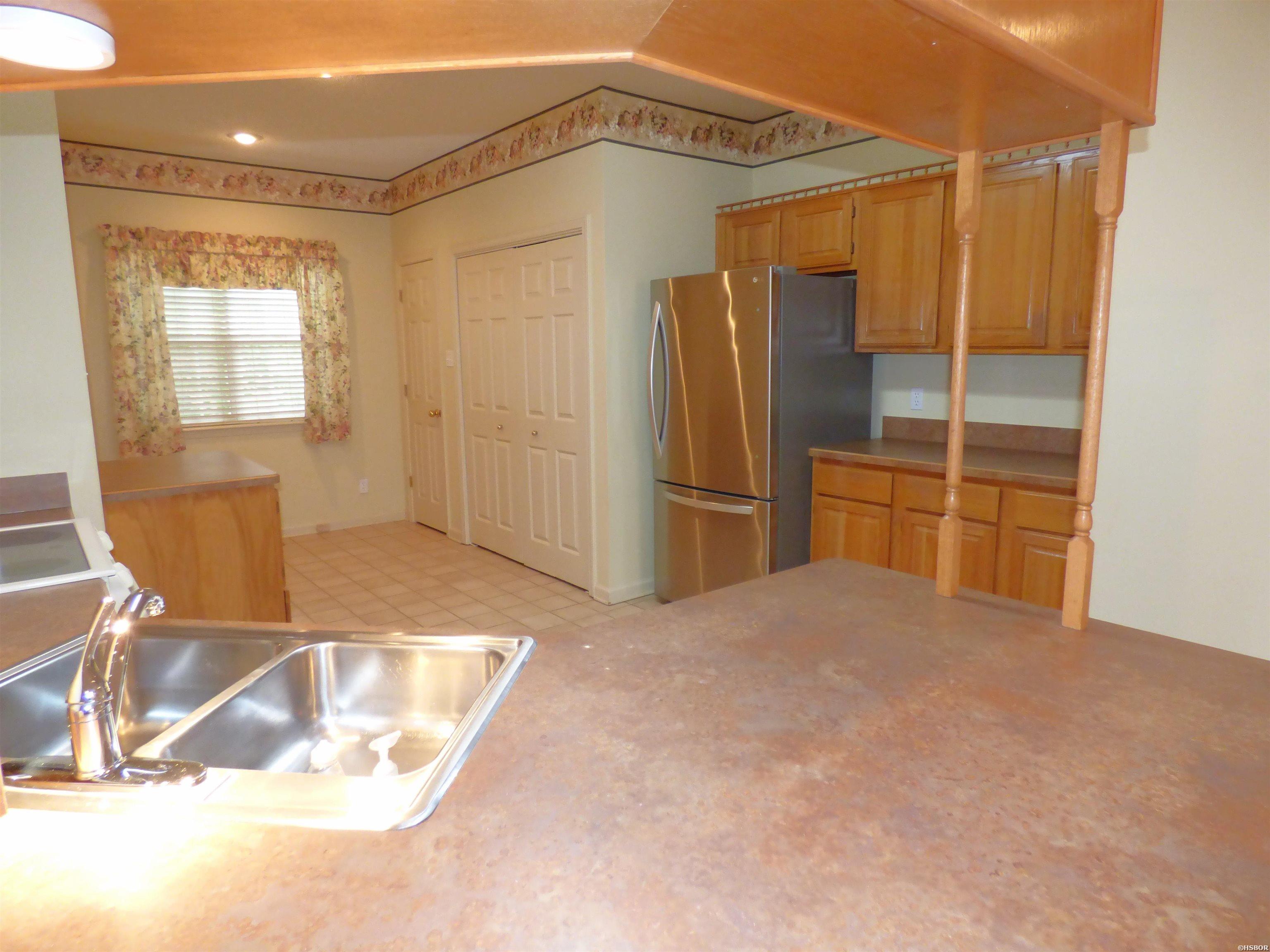103 Creekview Terrace Property Photo 16