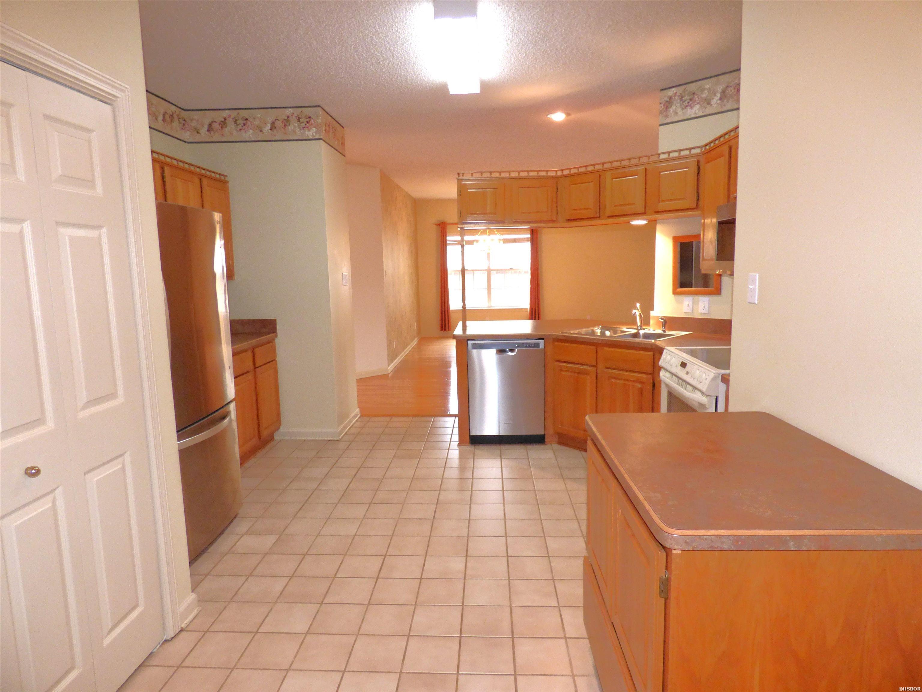103 Creekview Terrace Property Photo 18