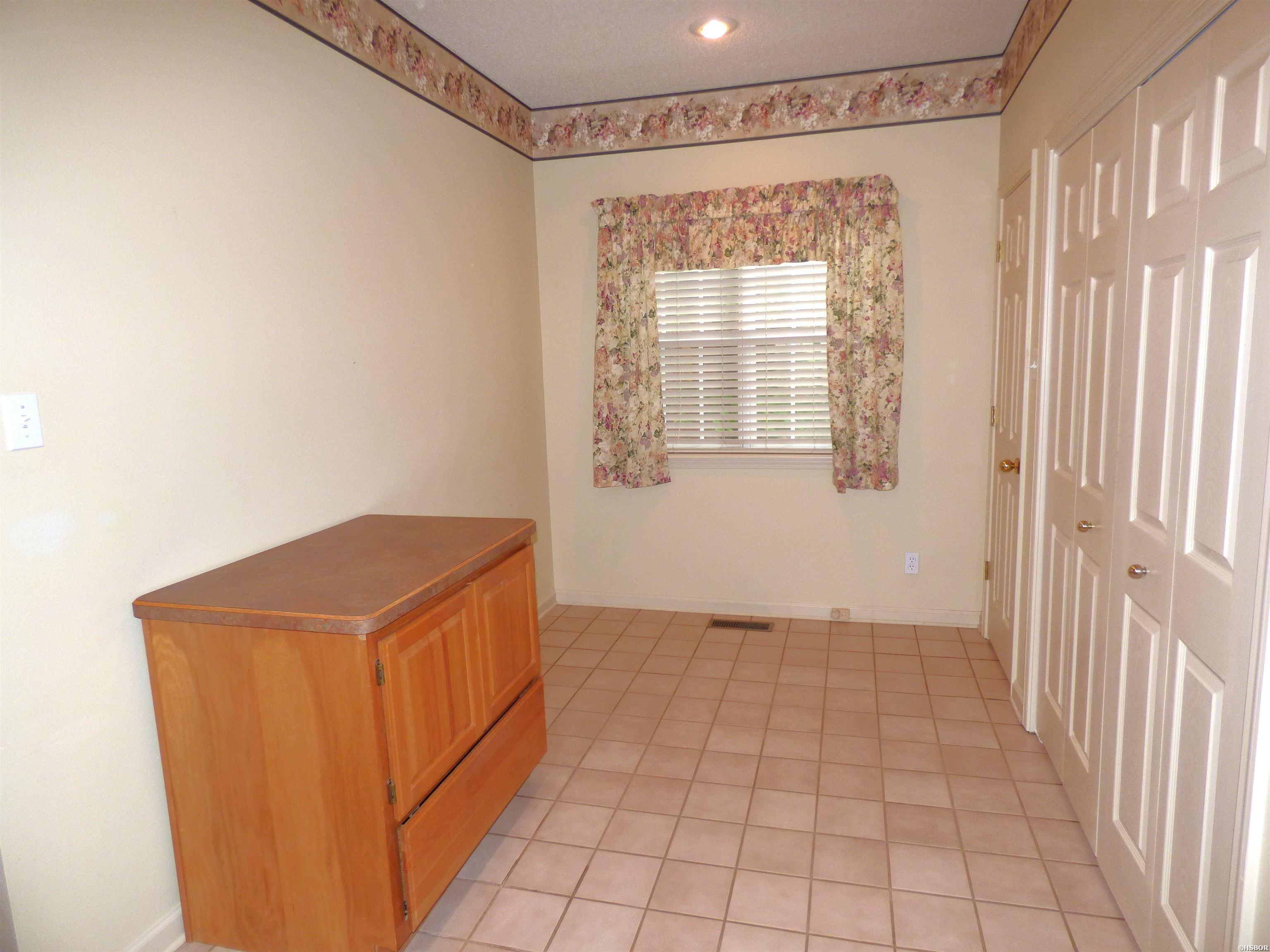 103 Creekview Terrace Property Photo 19