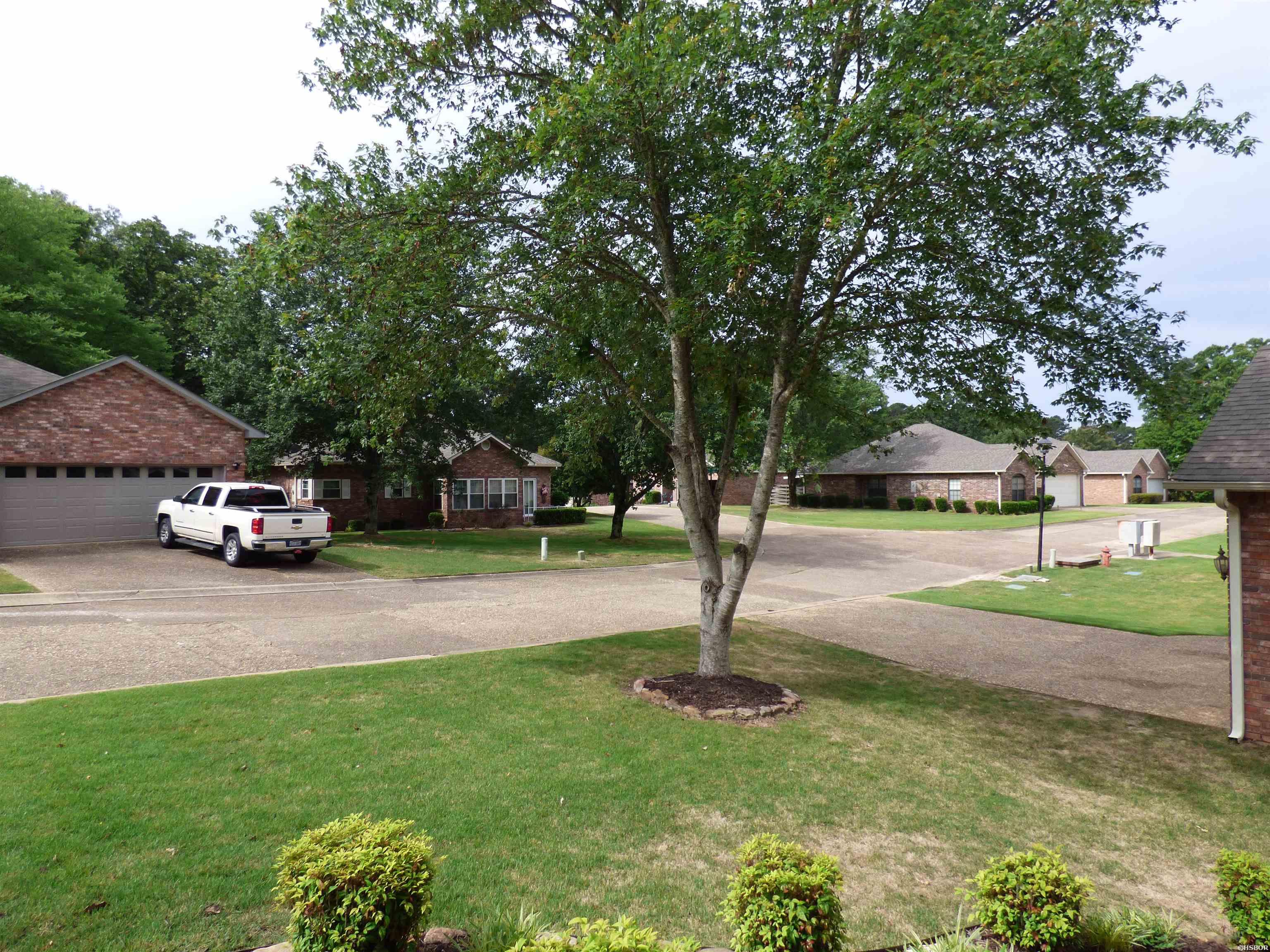 103 Creekview Terrace Property Photo 33