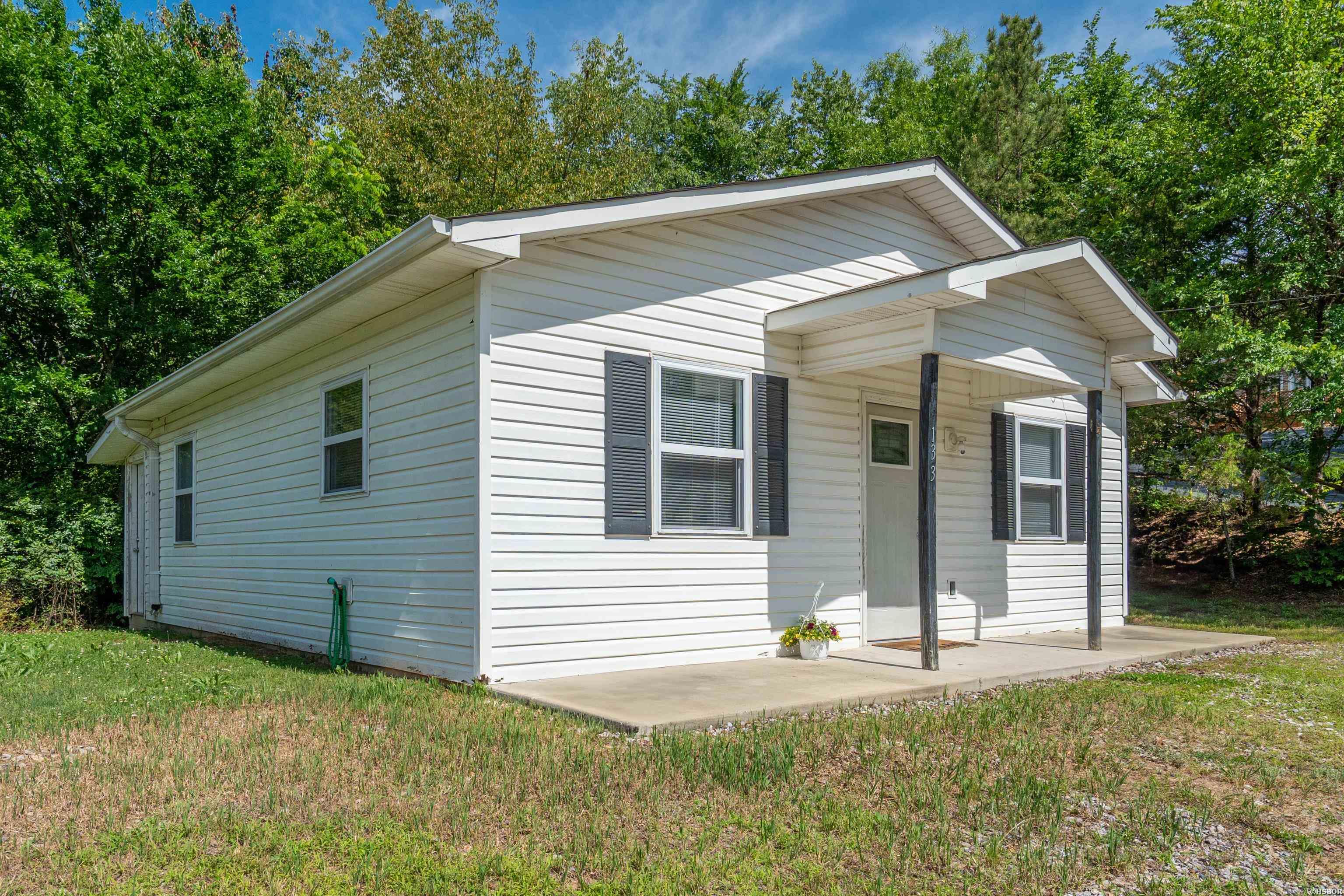 127,129,131,133 Sequoyah Loop Property Photo 9