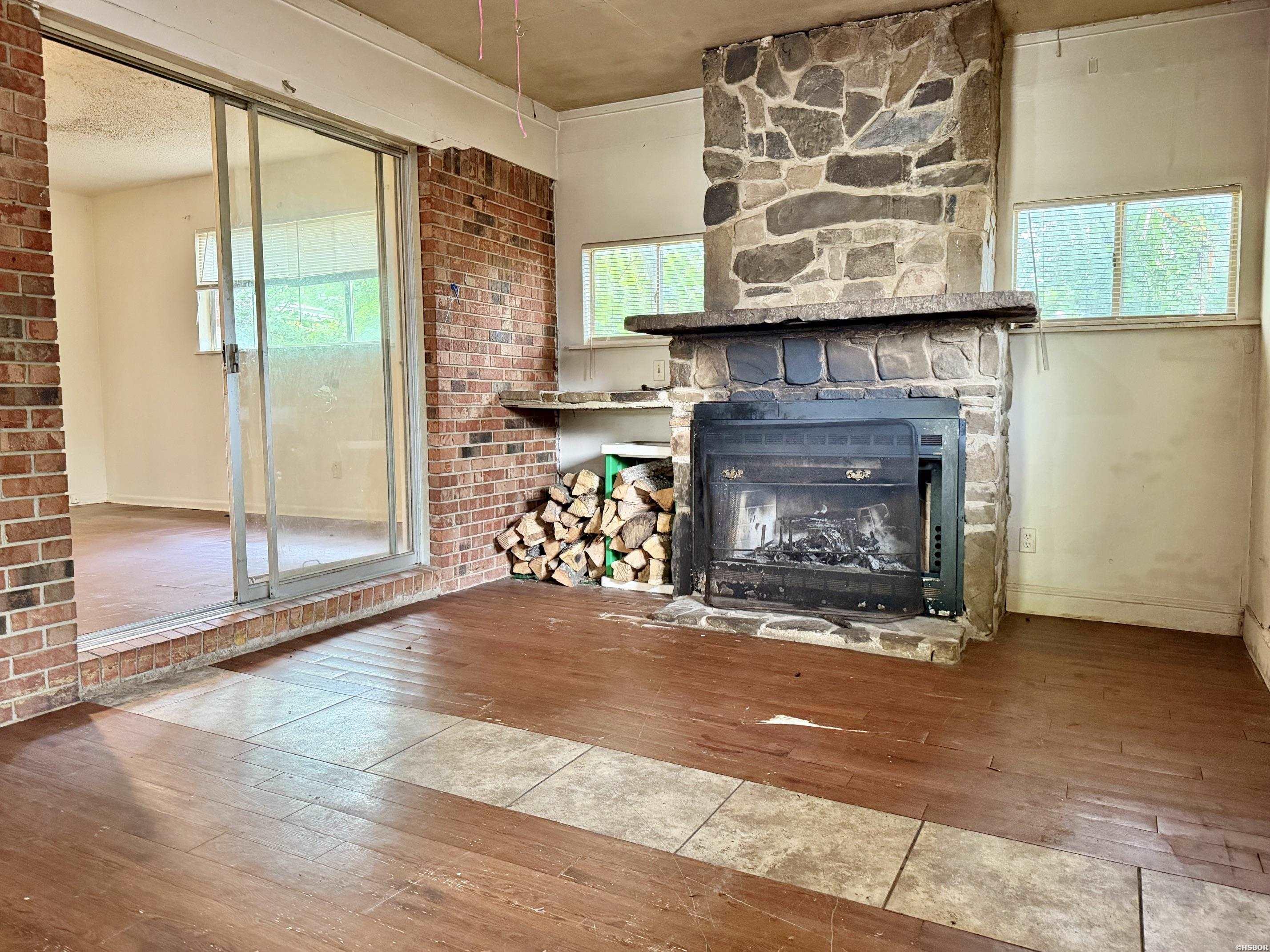 612 Trivista Right Property Photo 5