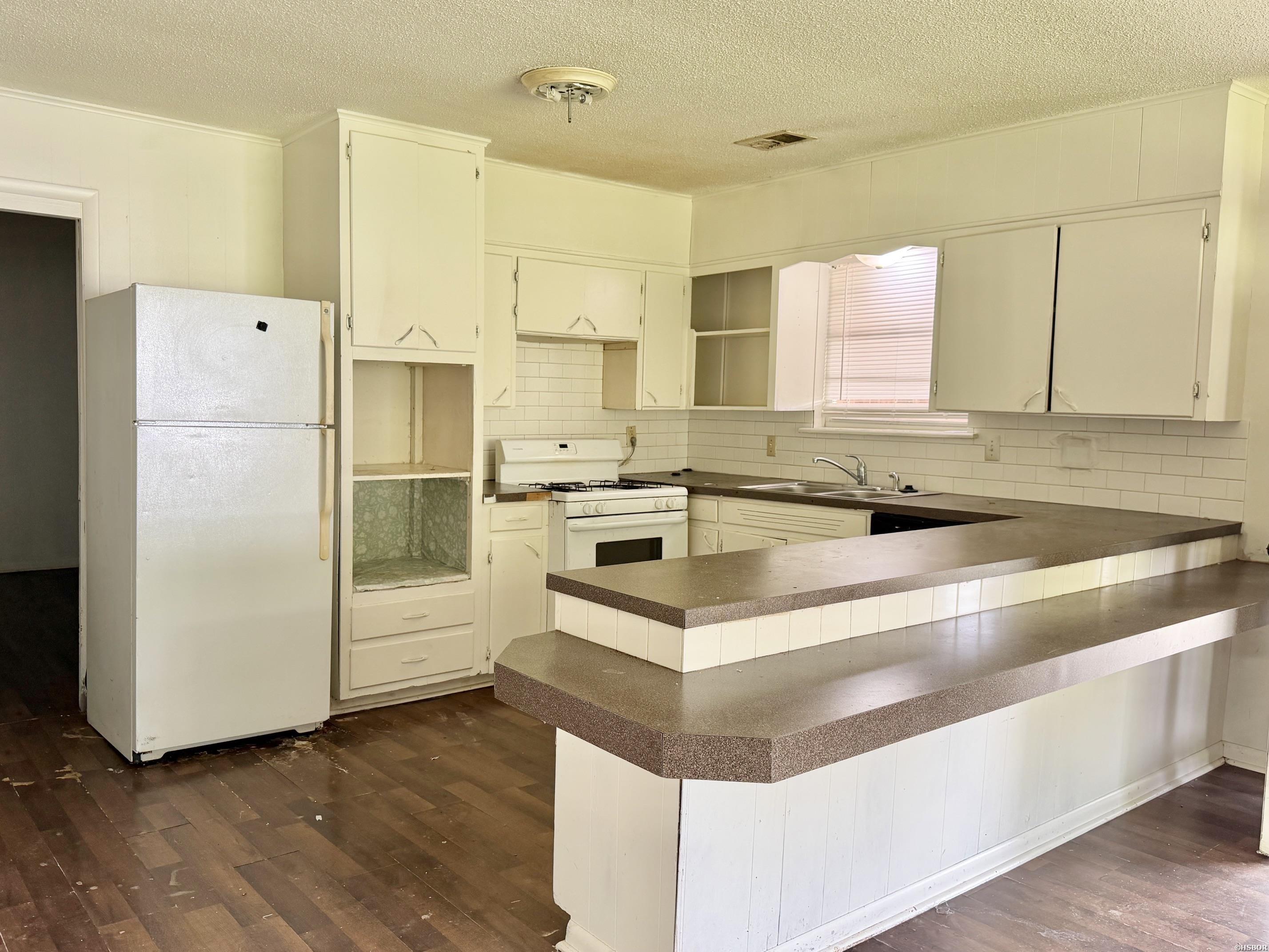612 Trivista Right Property Photo 6