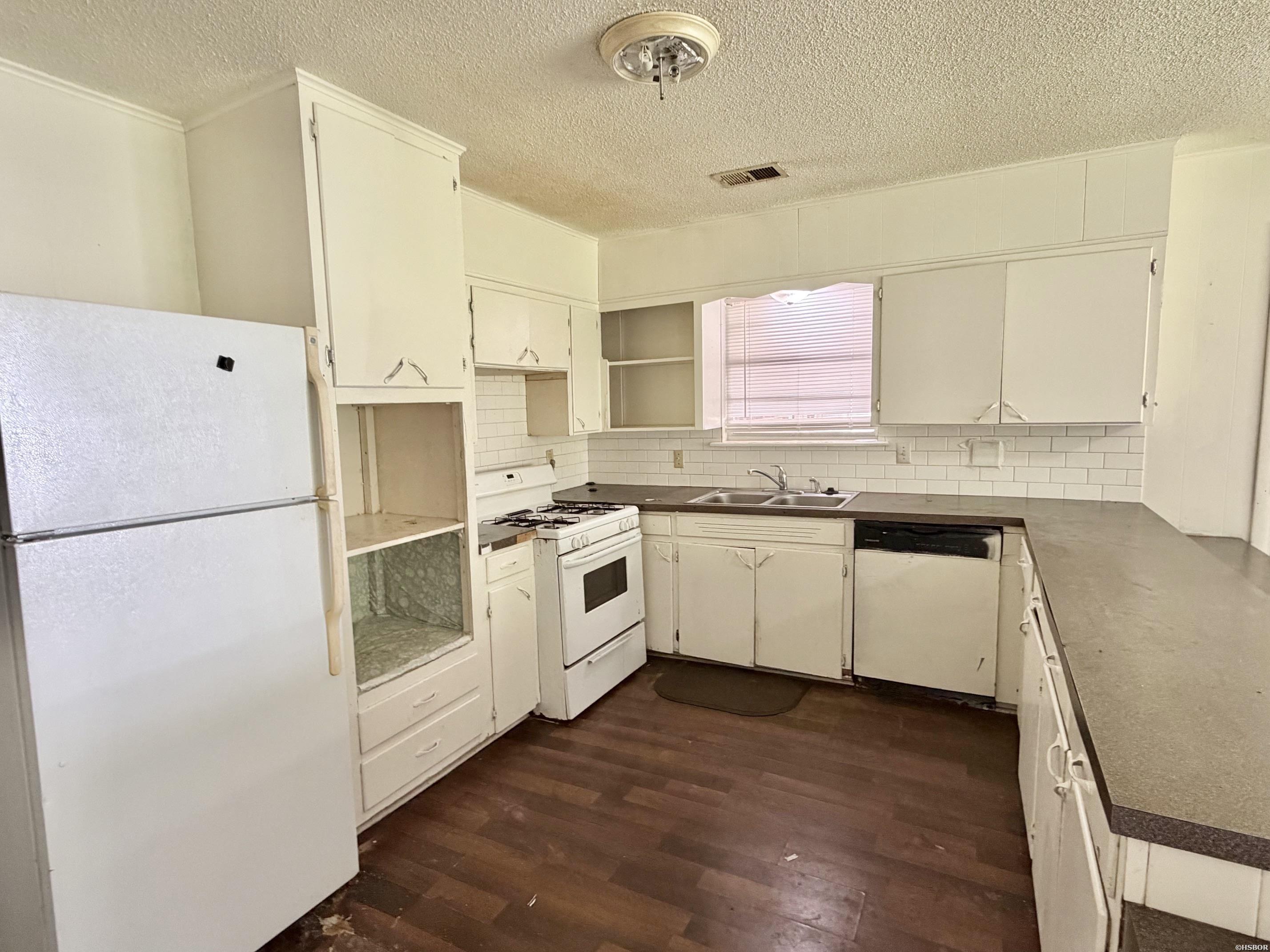 612 Trivista Right Property Photo 7