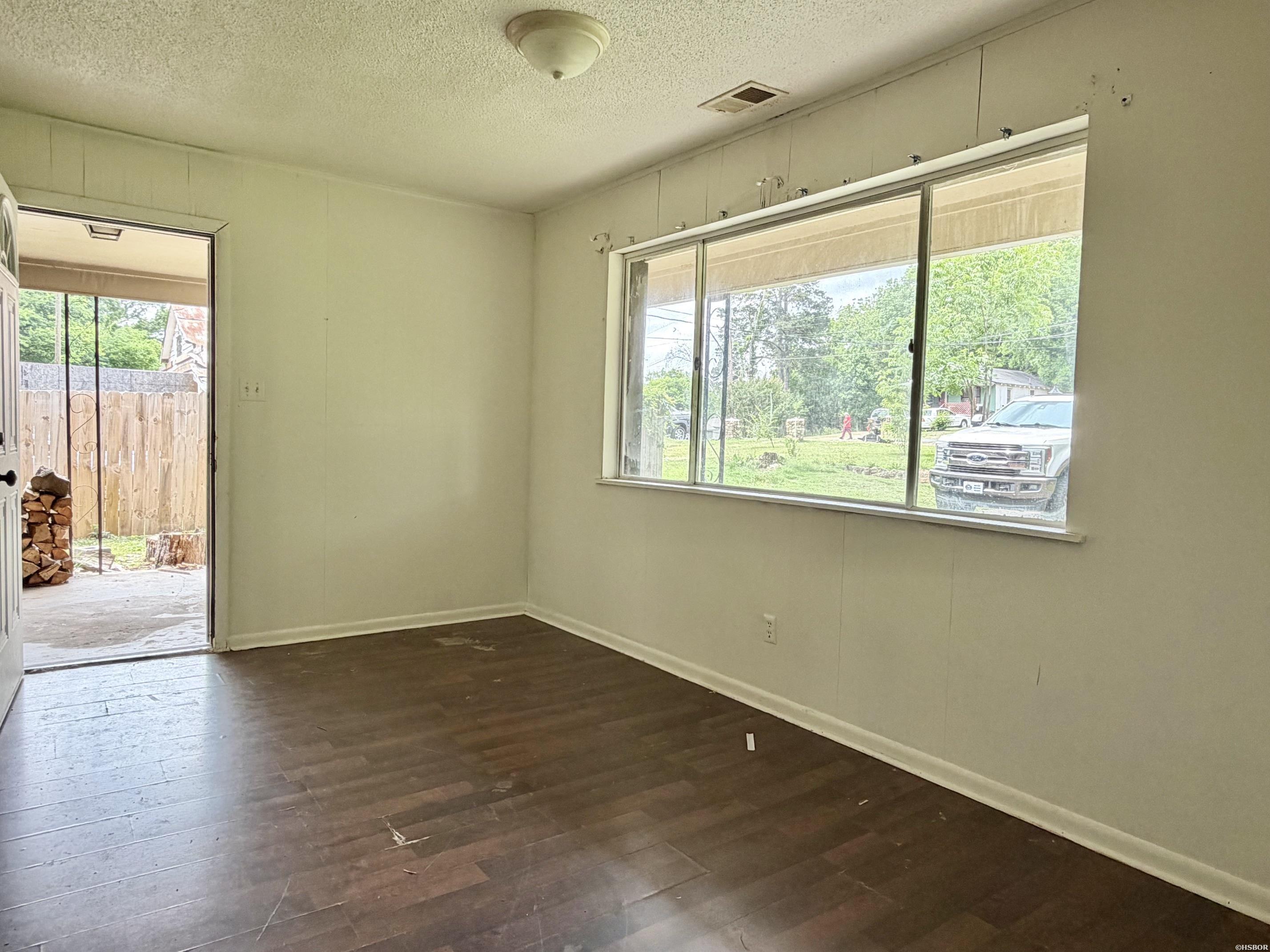 612 Trivista Right Property Photo 9