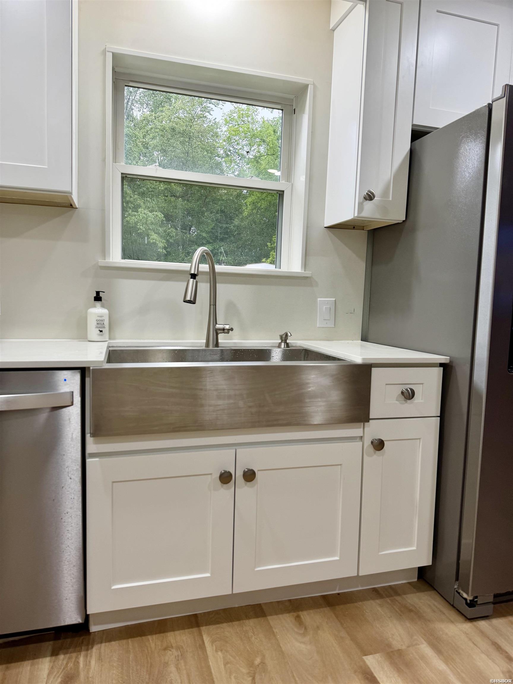 213 Adcock Roads Property Photo 8