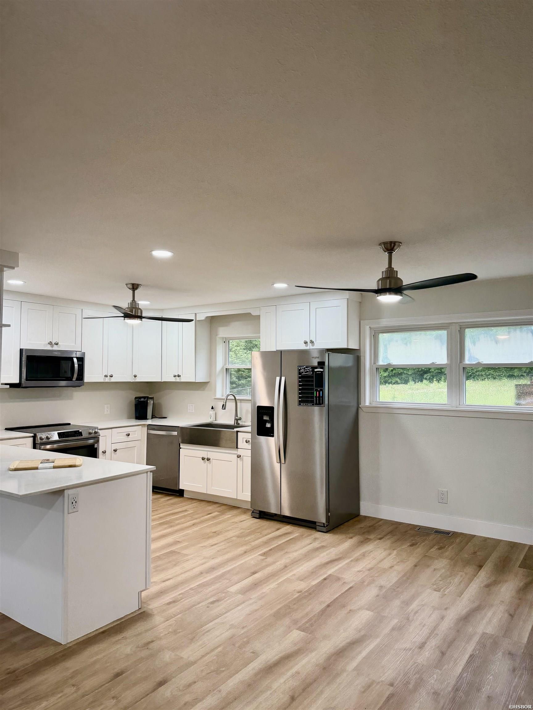 213 Adcock Roads Property Photo 11