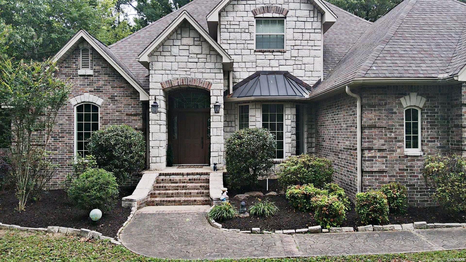 111 Apple Blossom Drive Property Photo 4