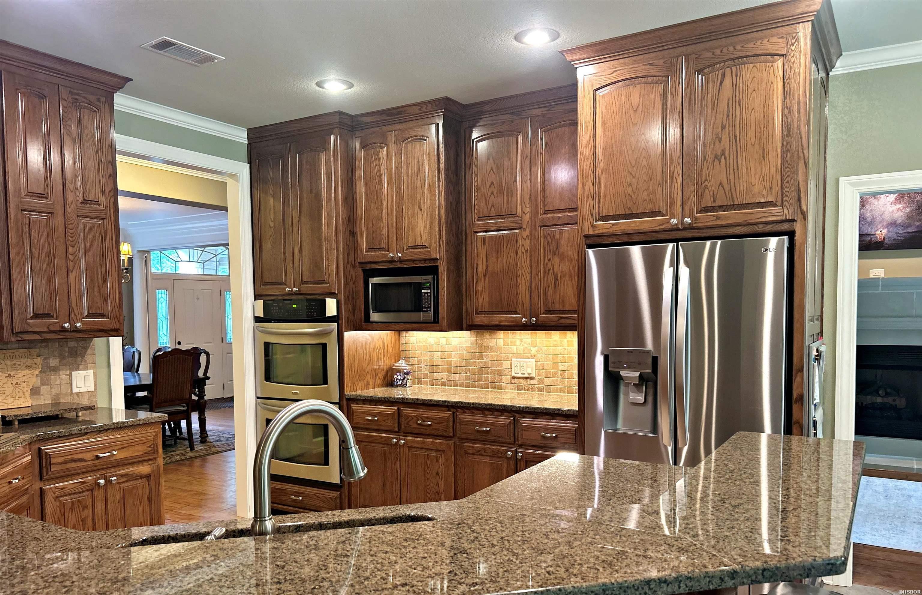 111 Apple Blossom Drive Property Photo 23