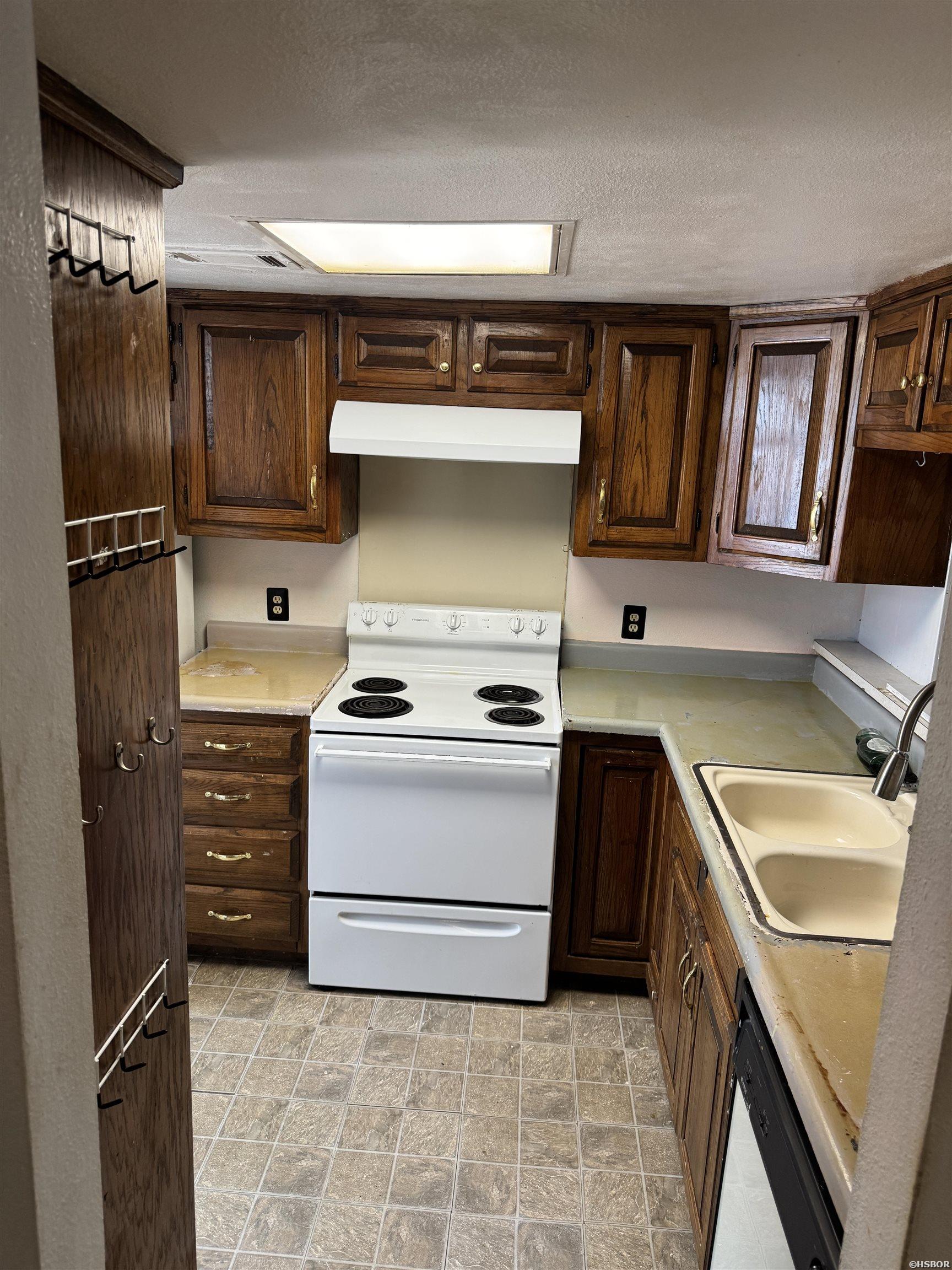 12 Brandywine Property Photo 17