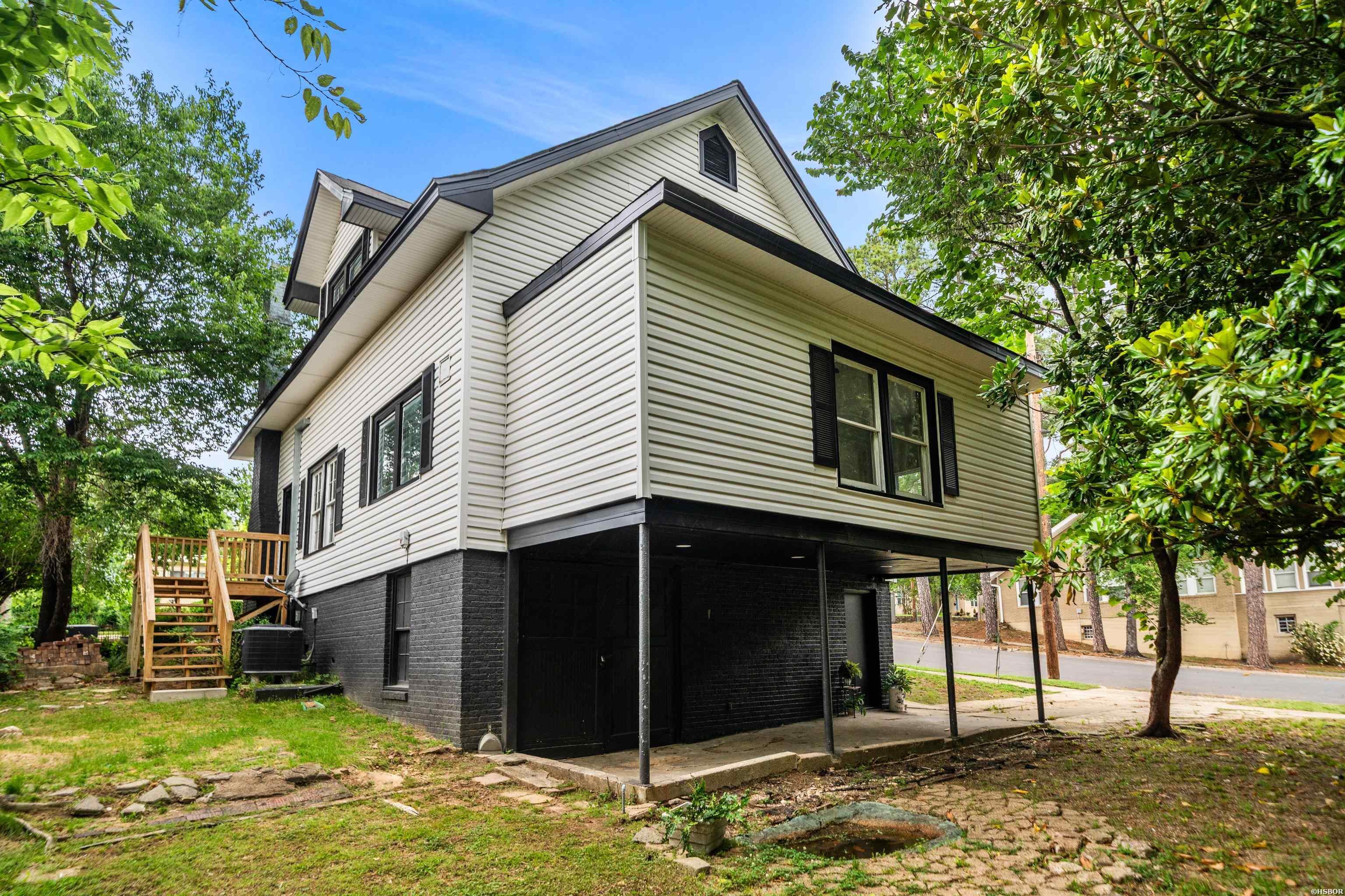 301 Summer Street Property Photo 8