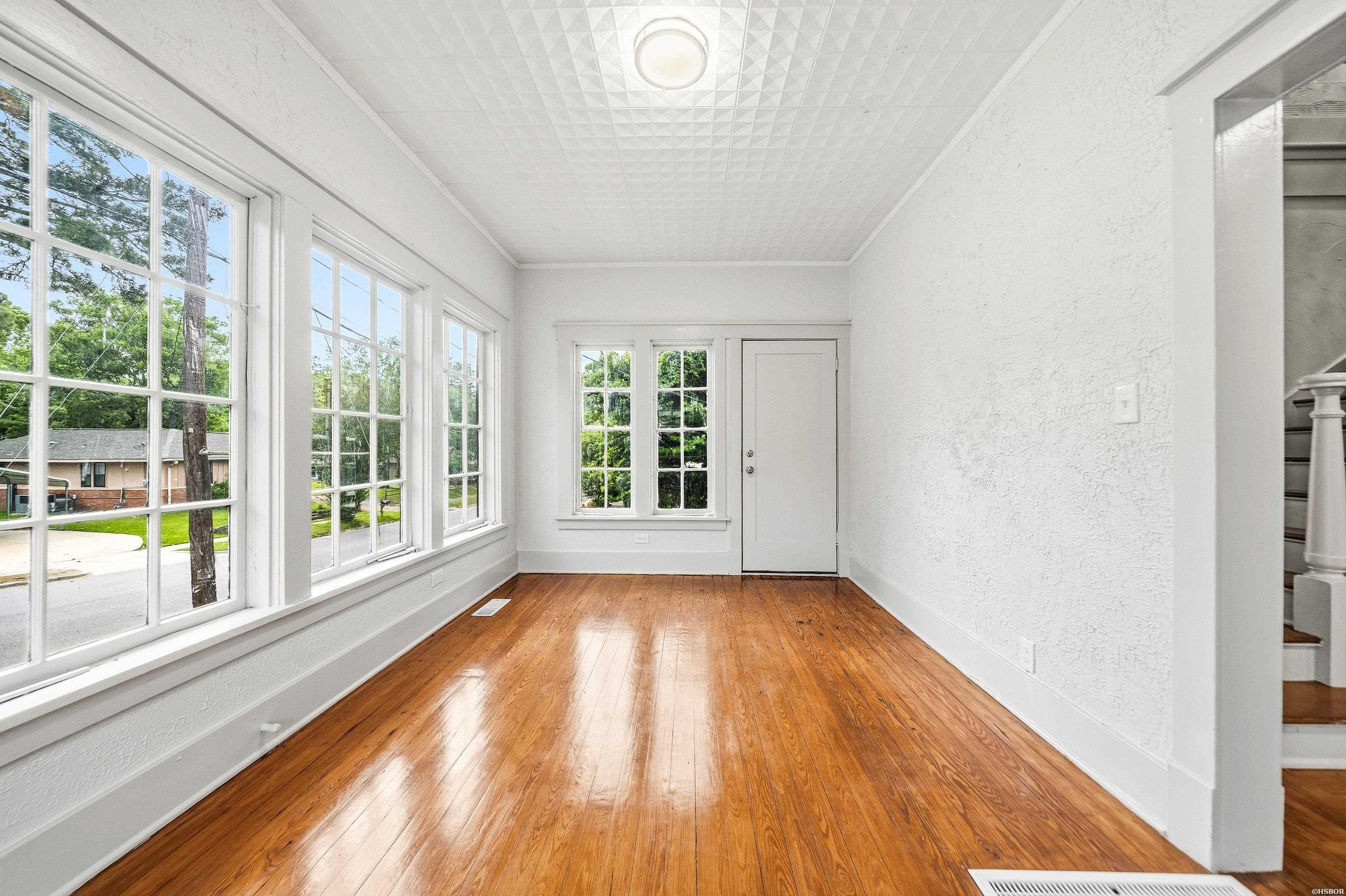 301 Summer Street Property Photo 39