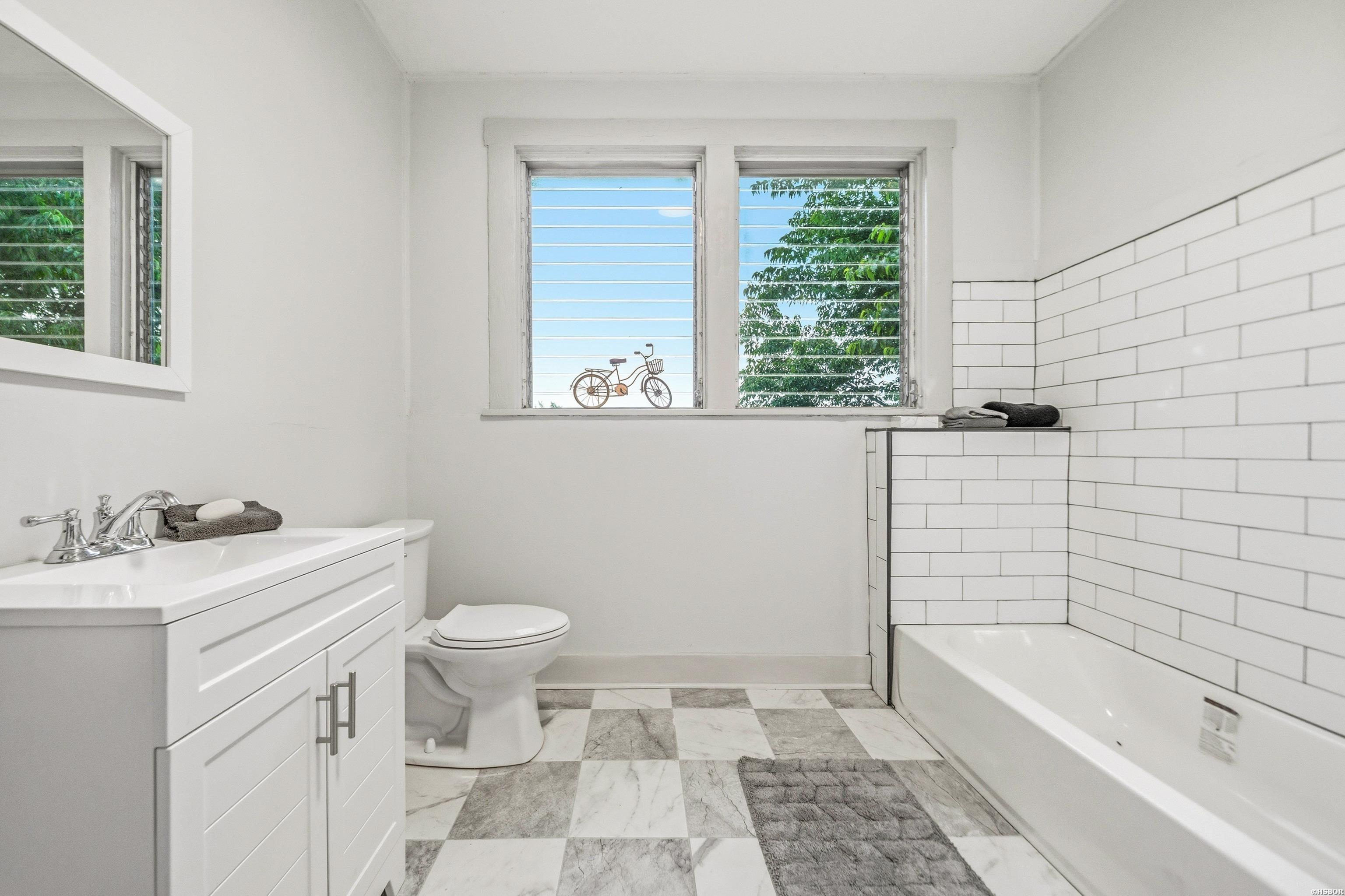 301 Summer Street Property Photo 45