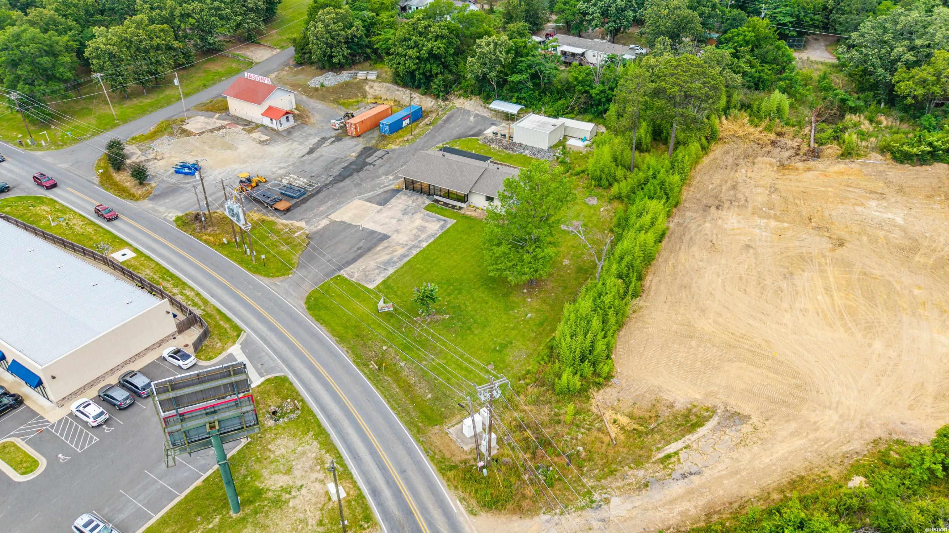 140 Amity Road Property Photo 3