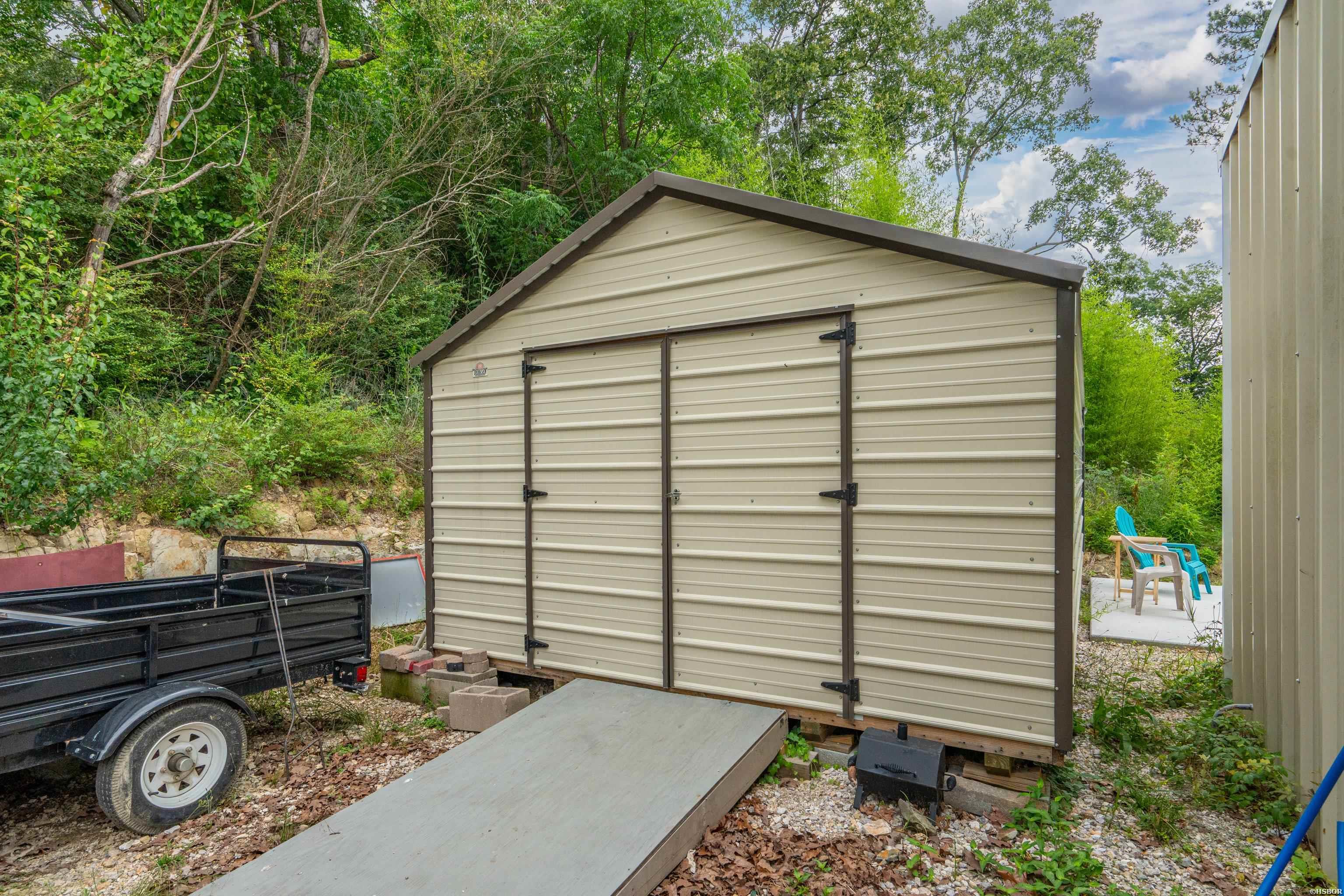 140 Amity Road Property Photo 33