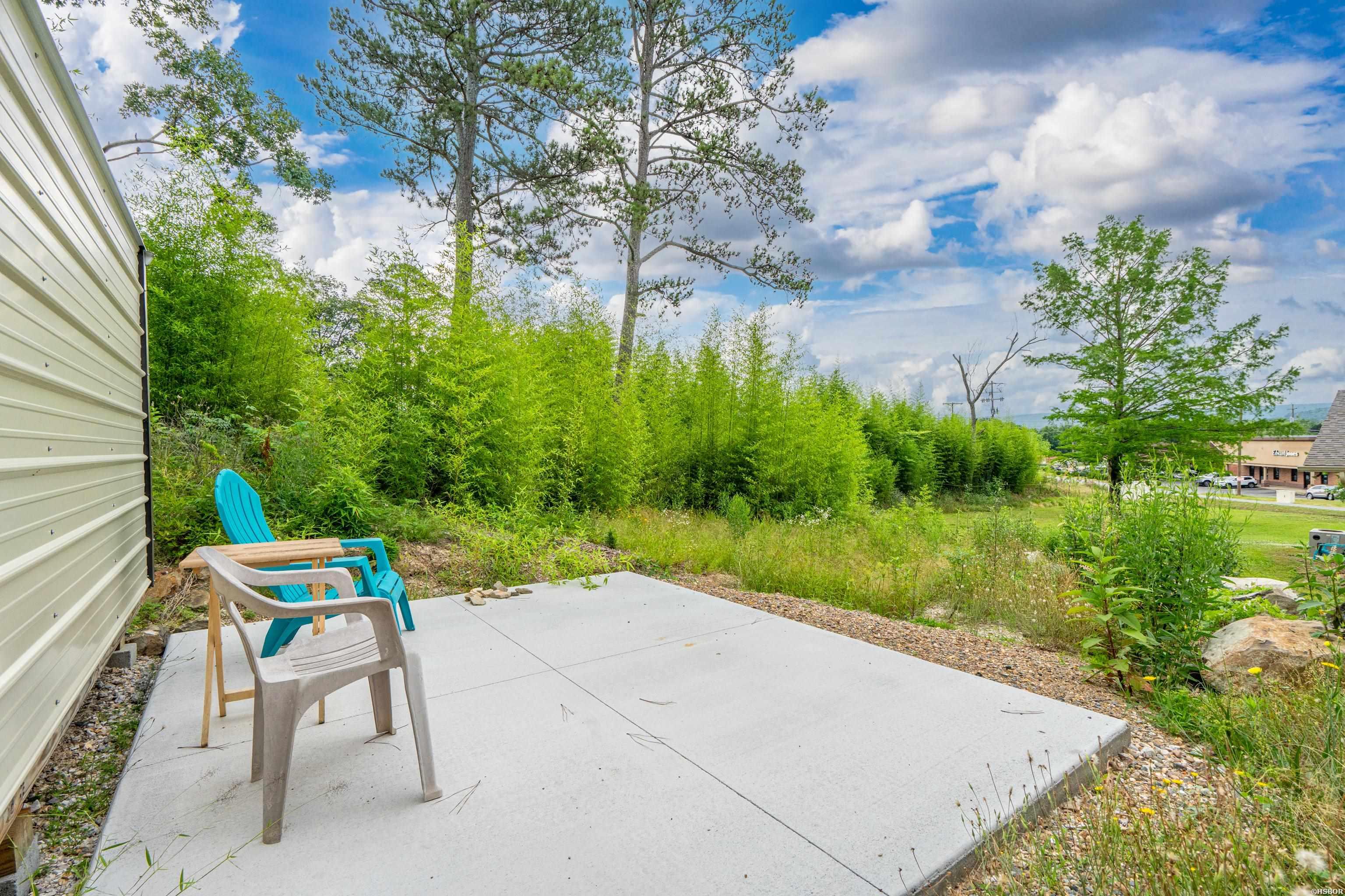 140 Amity Road Property Photo 34