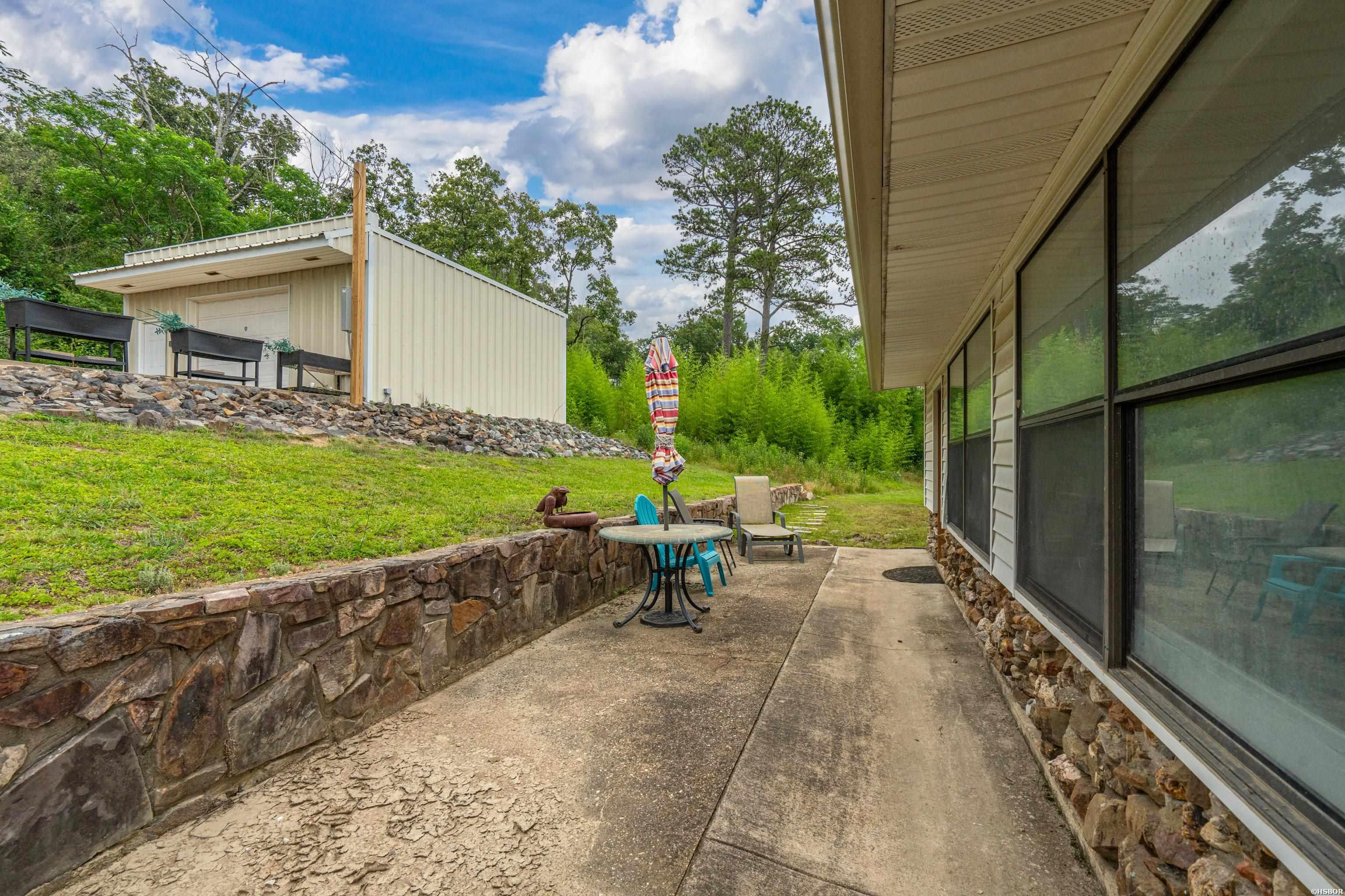 140 Amity Road Property Photo 36