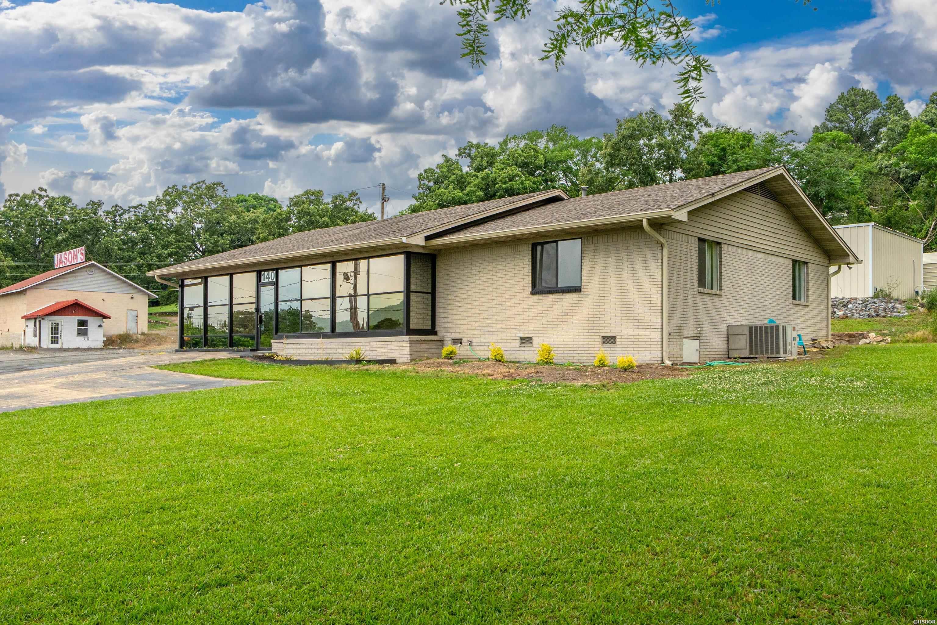 140 Amity Road Property Photo 44