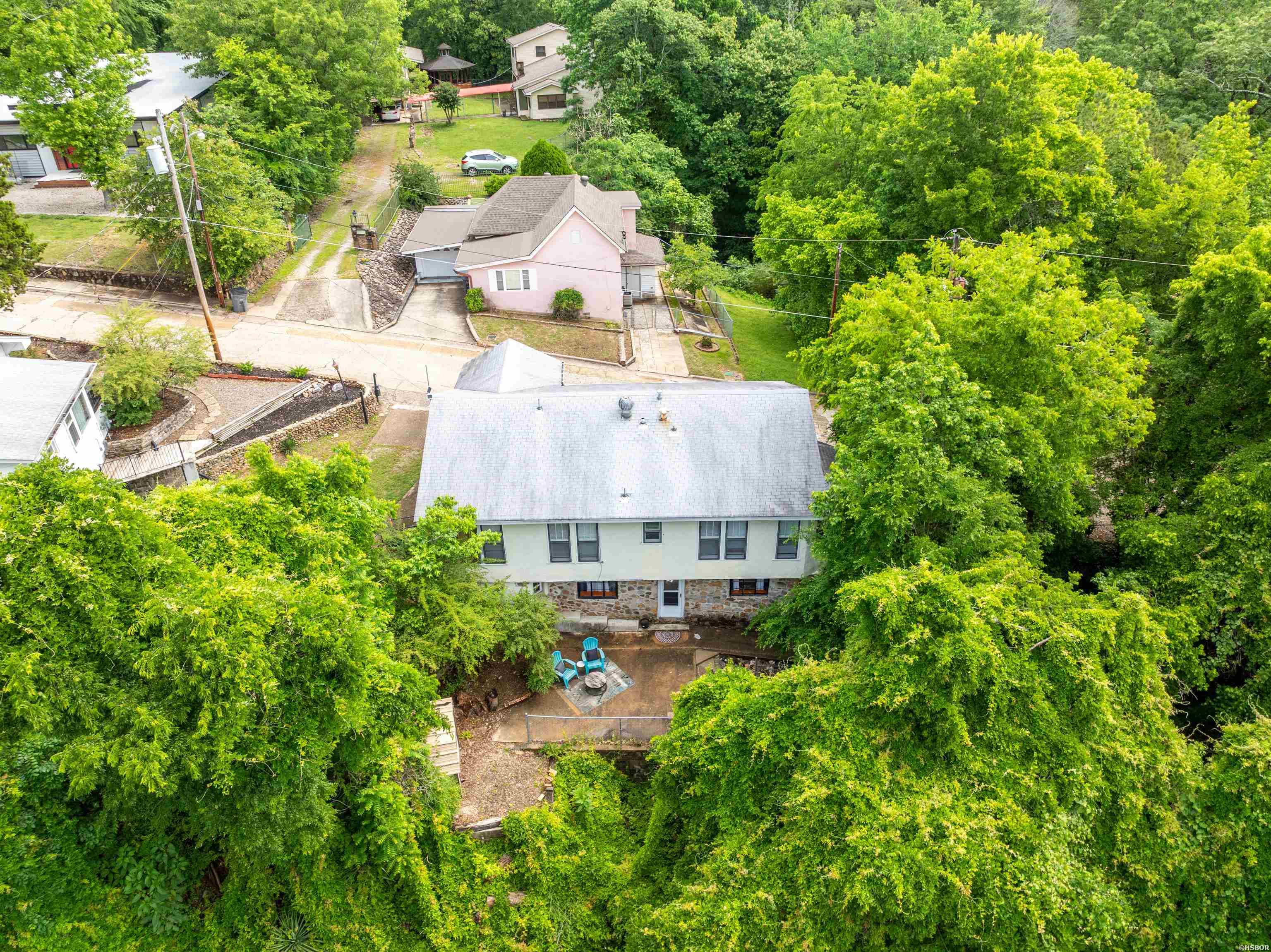 167 Crest Street Property Photo 4