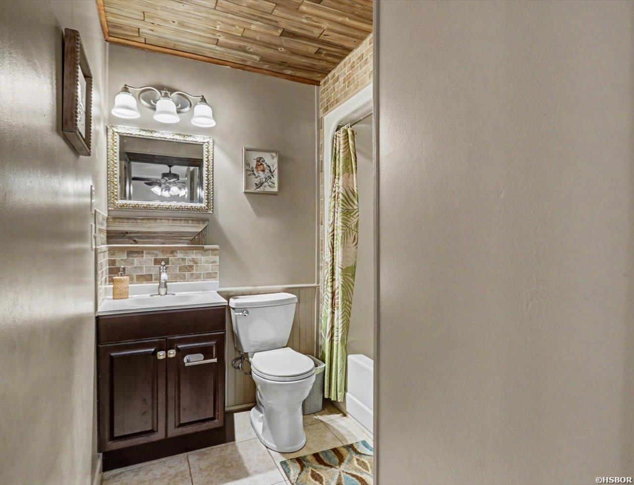 132 Oakridge Road Property Photo 24