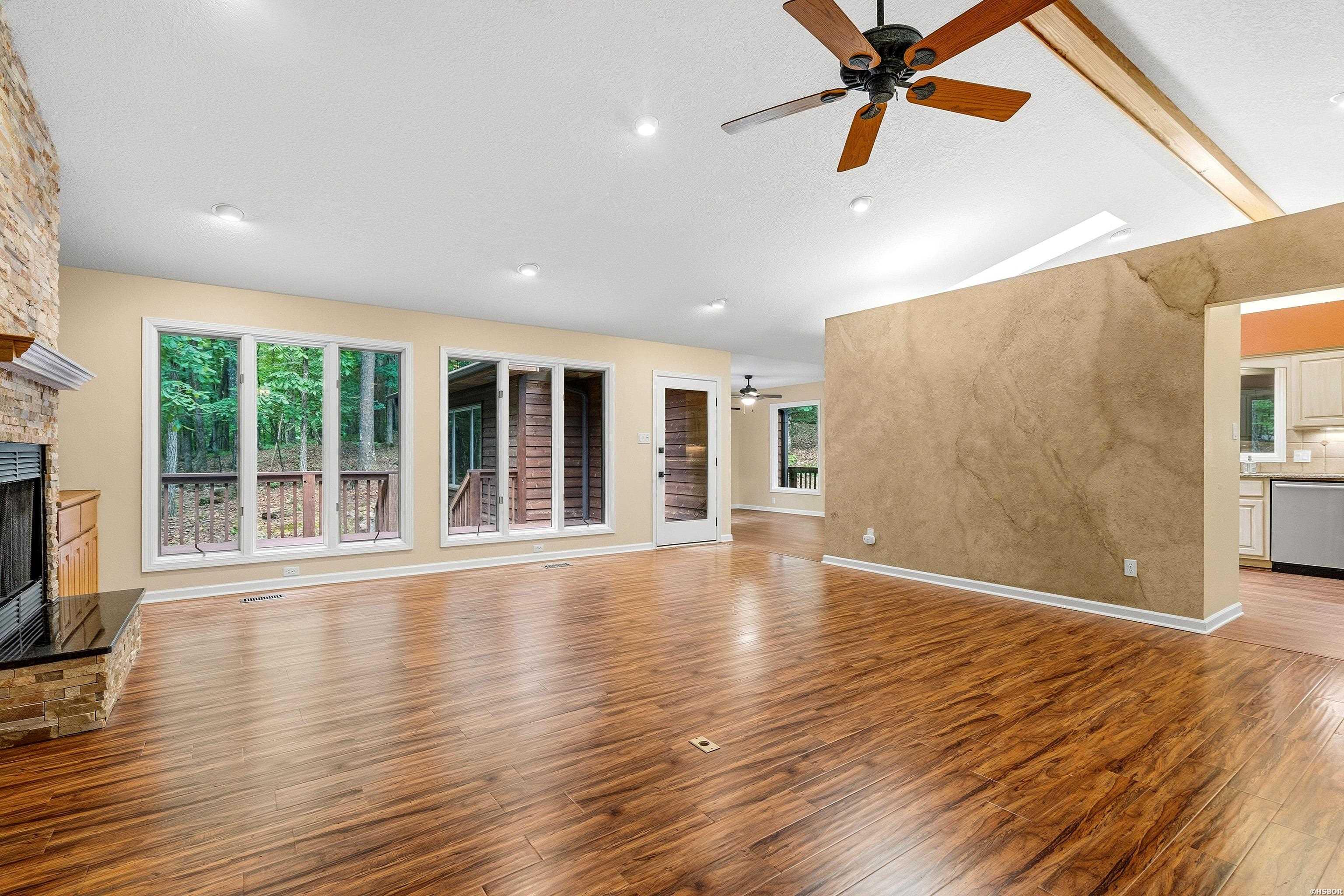 4 Curso Lane Property Photo 6