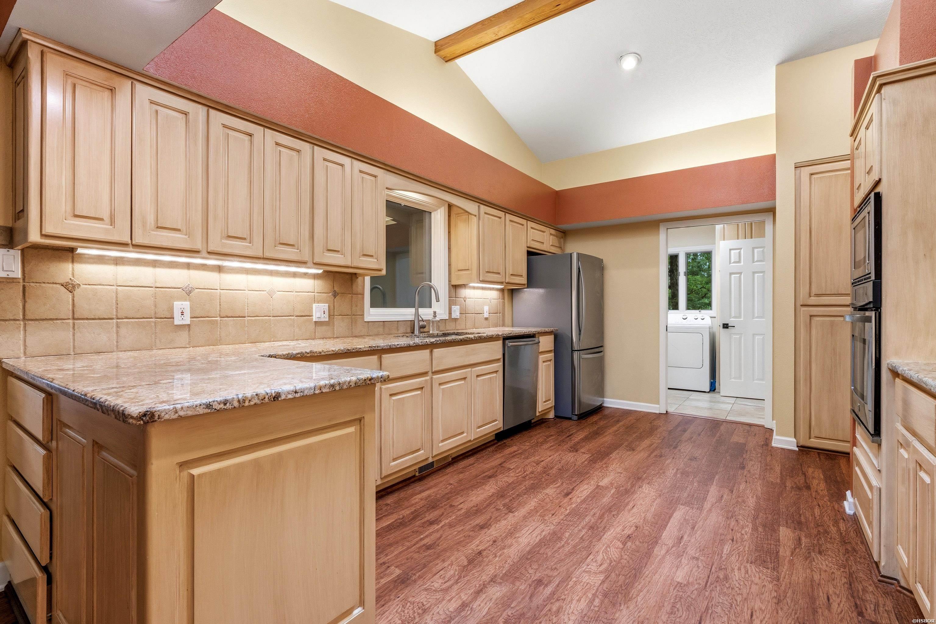 4 Curso Lane Property Photo 12