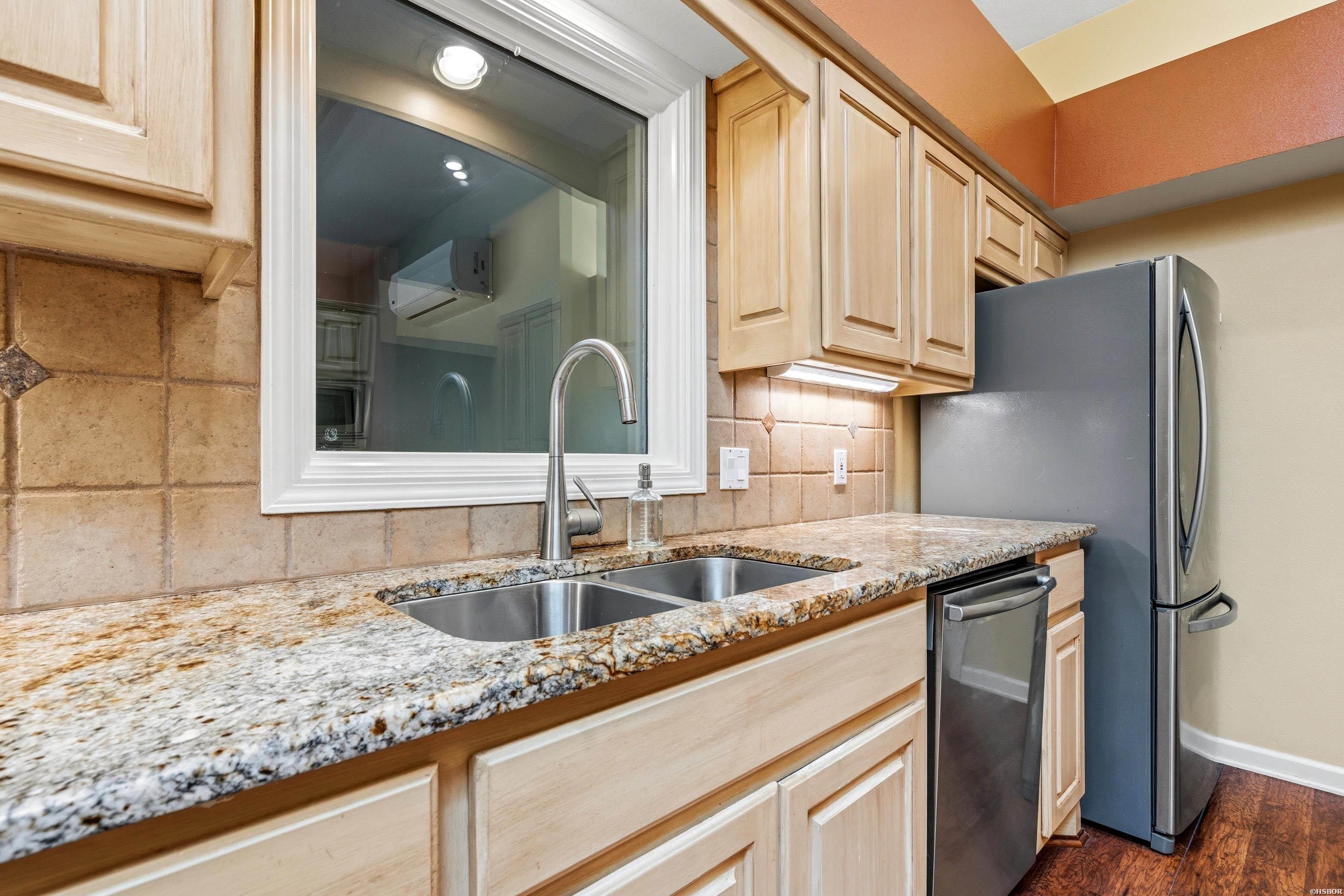 4 Curso Lane Property Photo 16