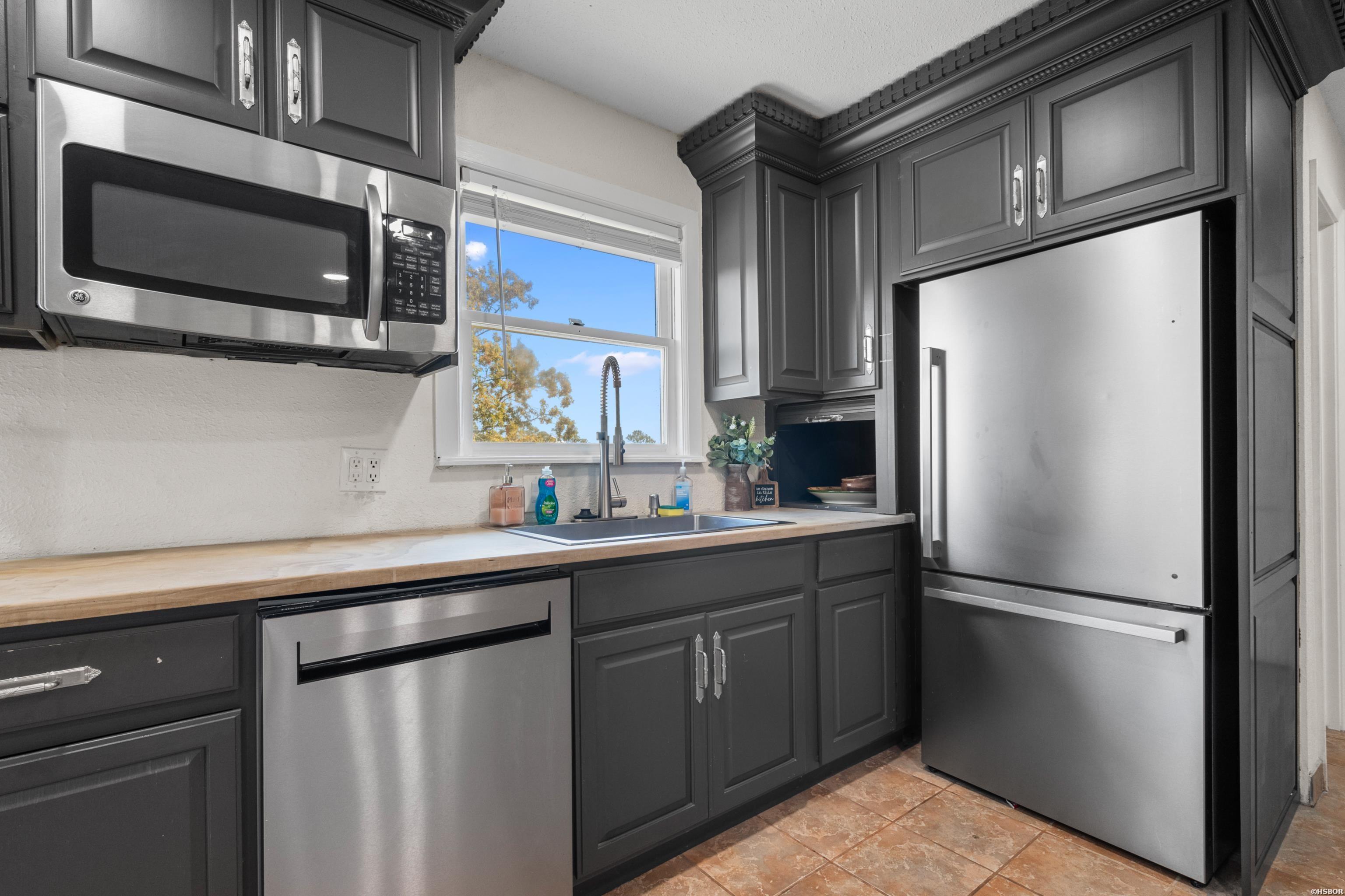 201 Aberina Street Property Photo 15