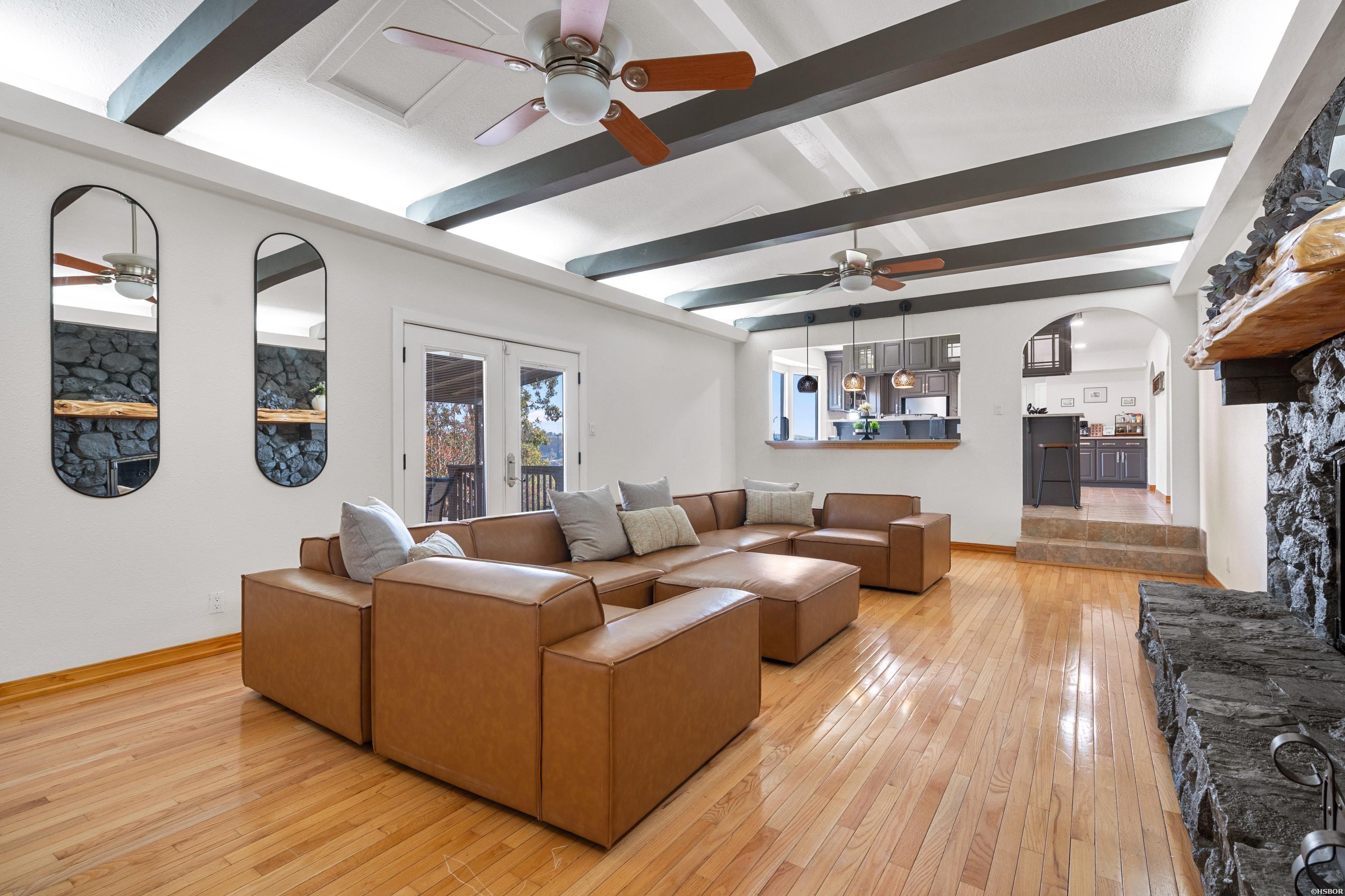201 Aberina Street Property Photo 25