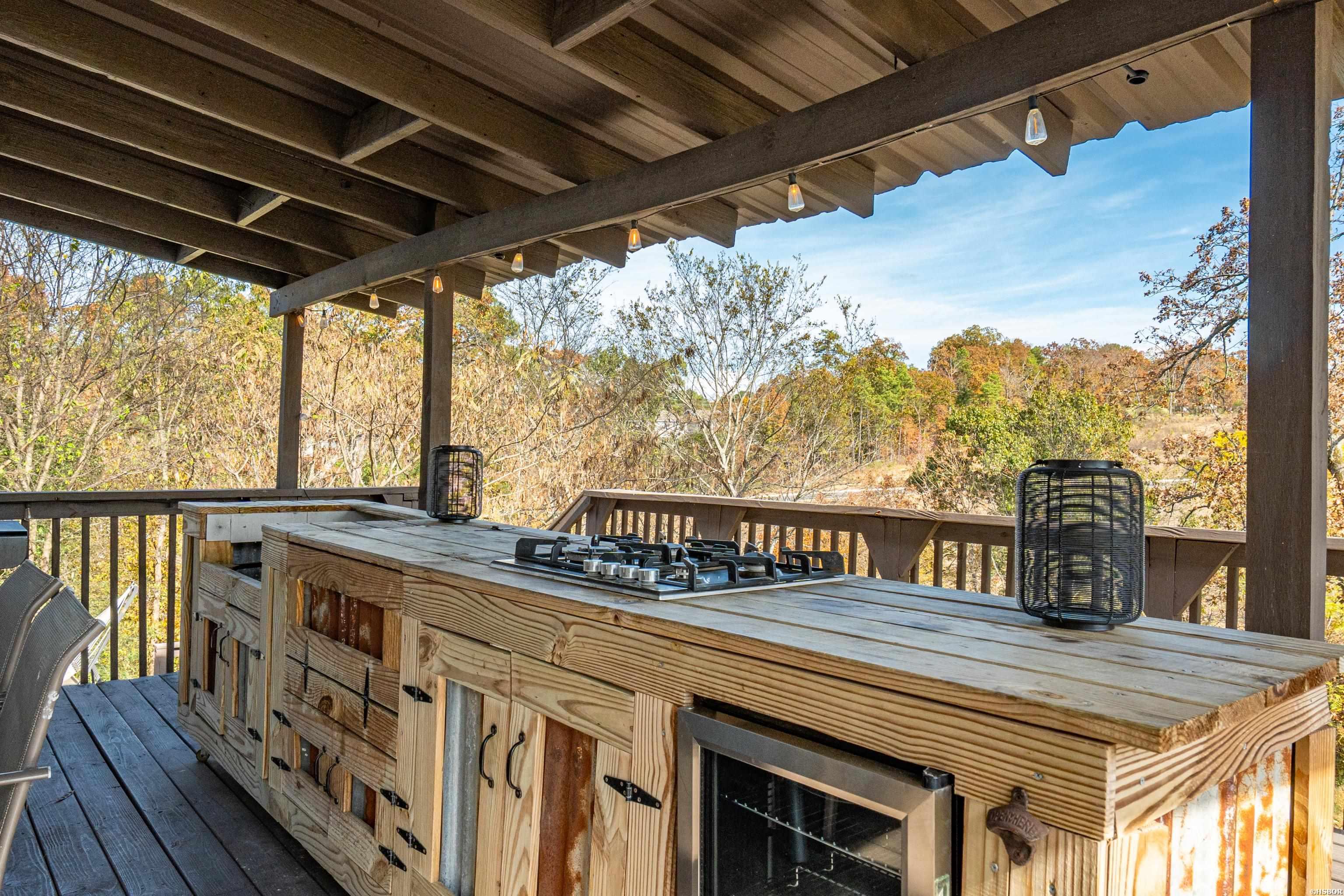 201 Aberina Street Property Photo 49